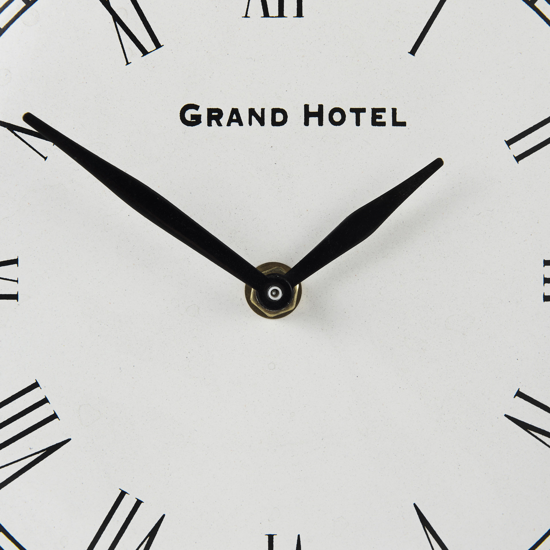 harriet white/bronze metal table clock