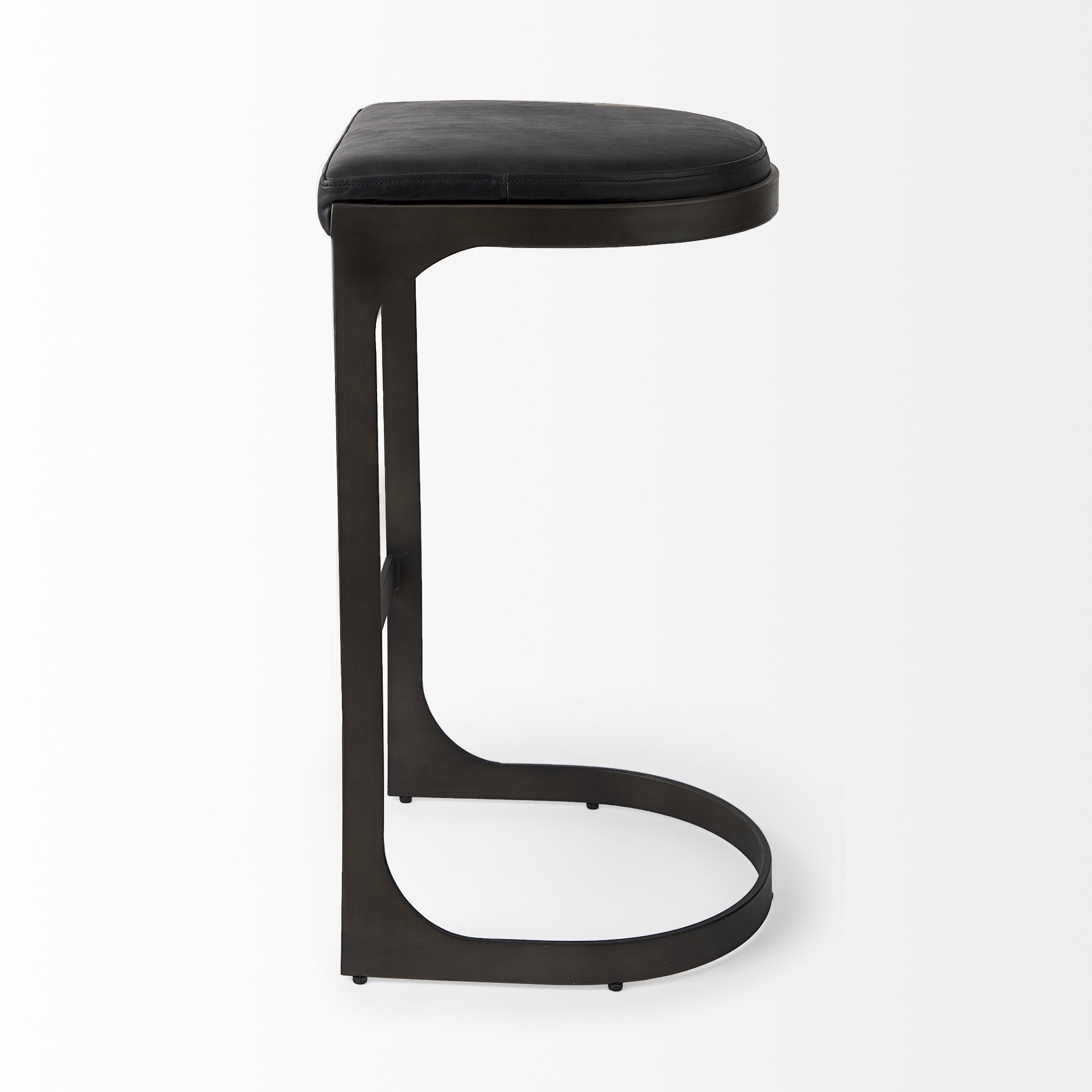 tyson 17l x 18w x 31h black leather w/ metal frame bar stool