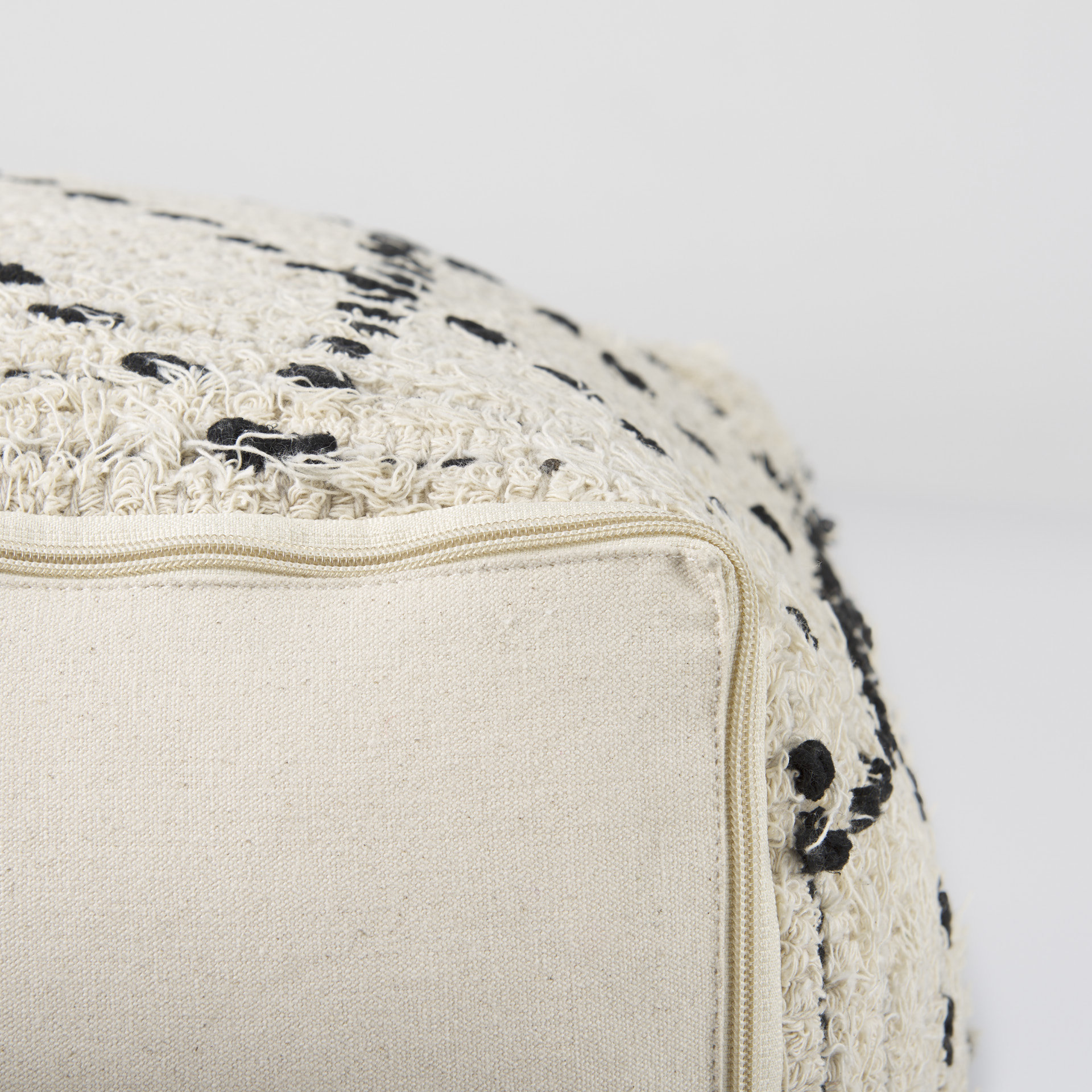 aarohi 16.0l x 16.0w x 16.0h cream/black cotton patterned pouf
