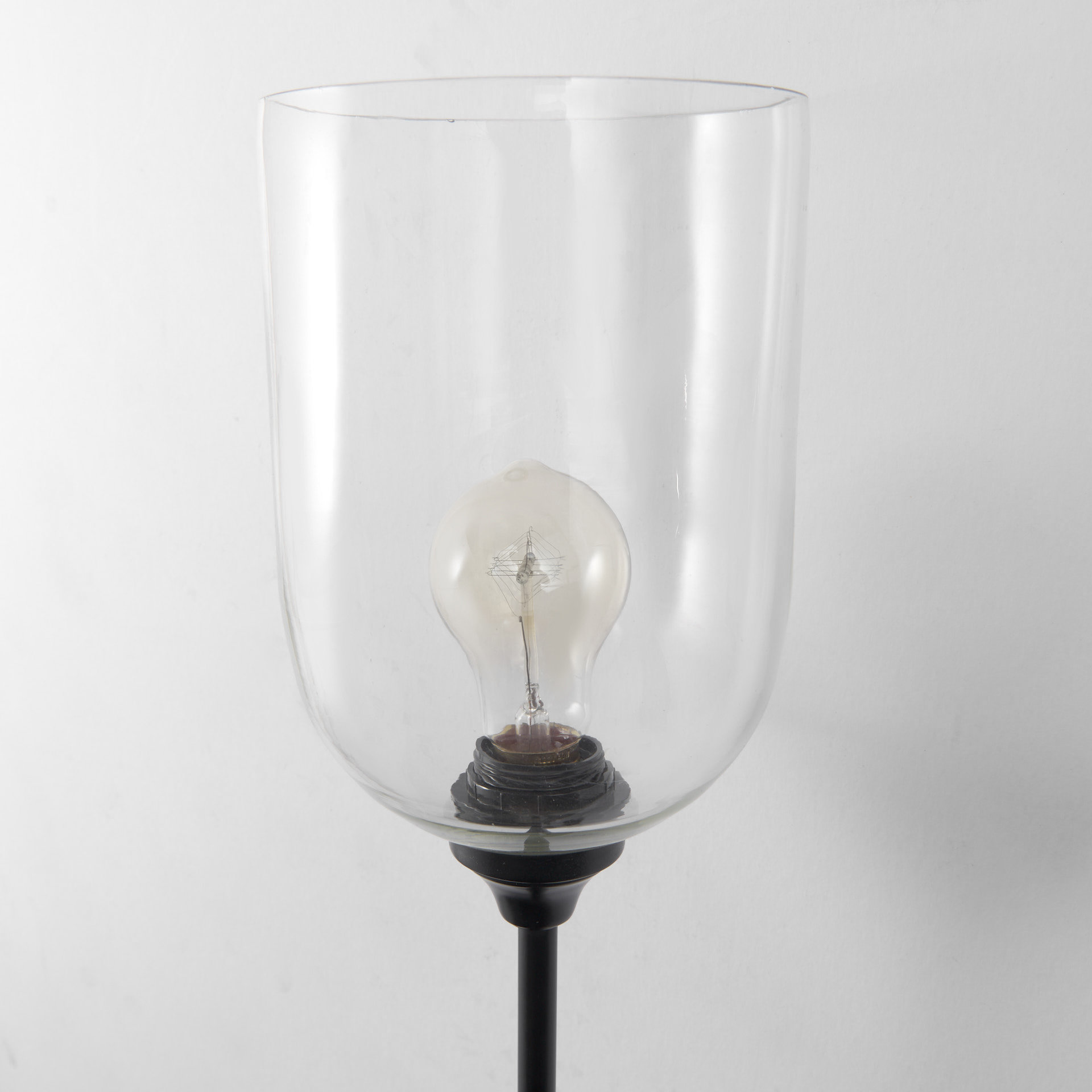 clyde 6.0l x 8.0w x 37.0h matte black w/glass round wall sconce