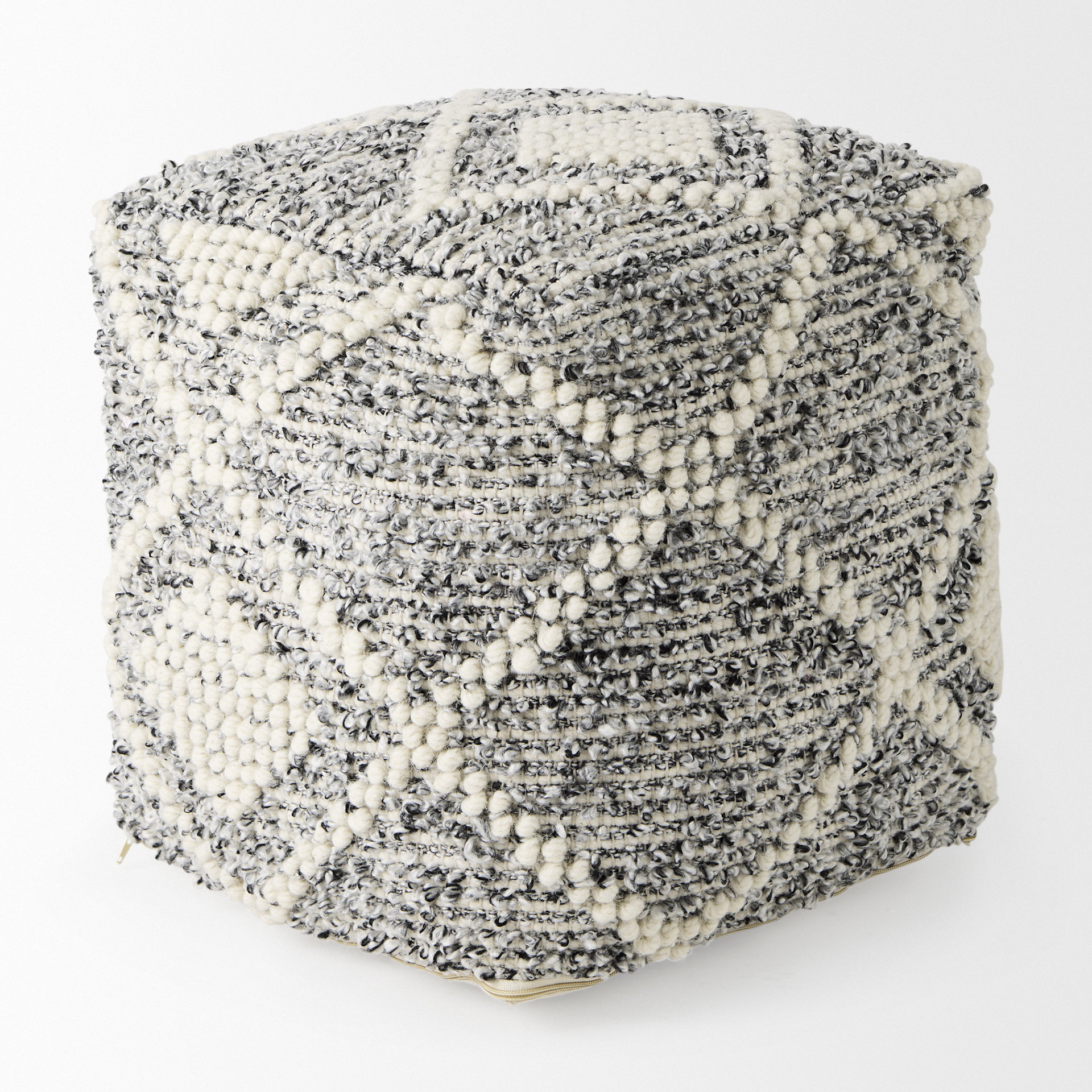 ekiya 16.0l x 16.0w x 16.0h black/white yarn and wool patterened pouf