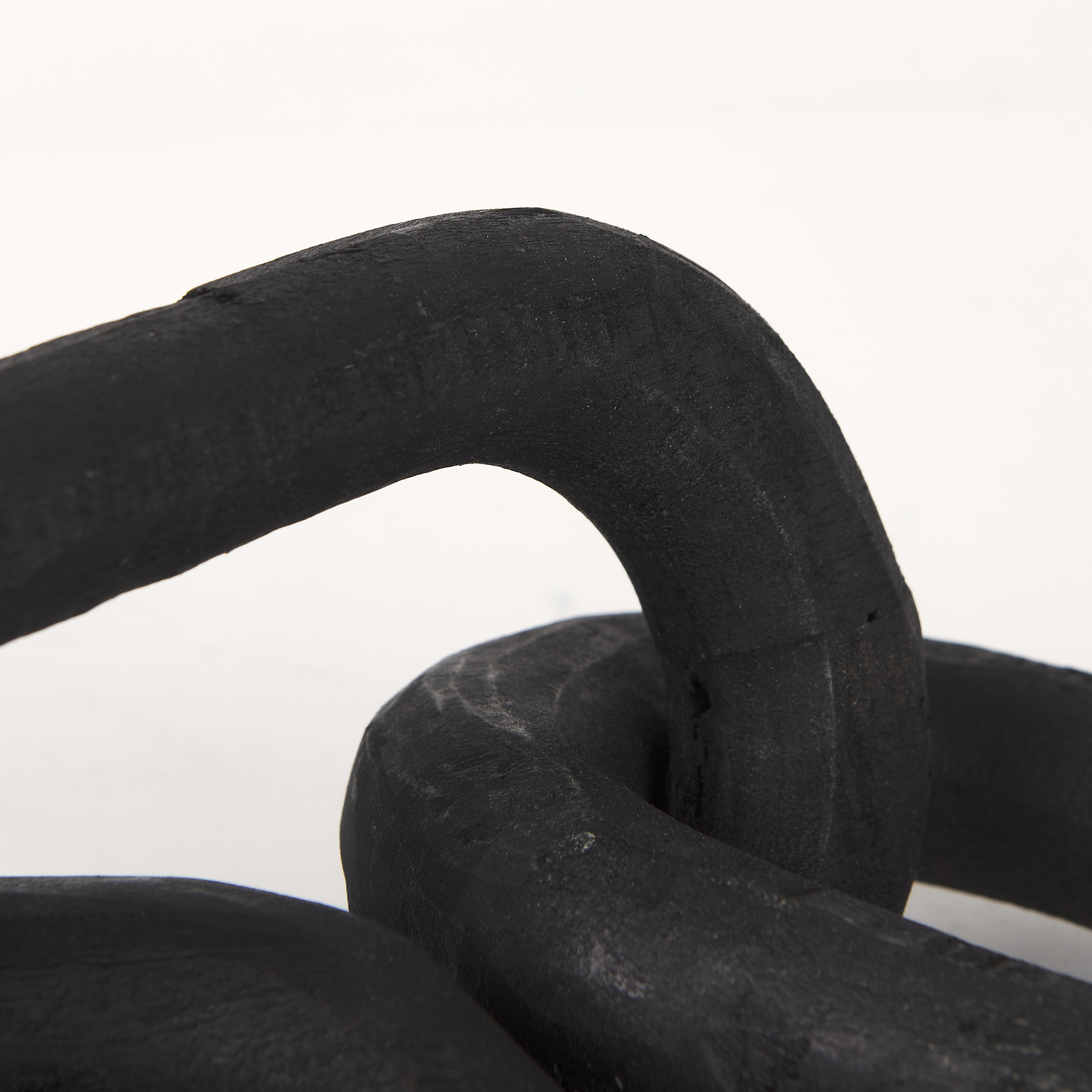 alix 29.0l x 5.0w x 5.0h black wood link chain decorative object