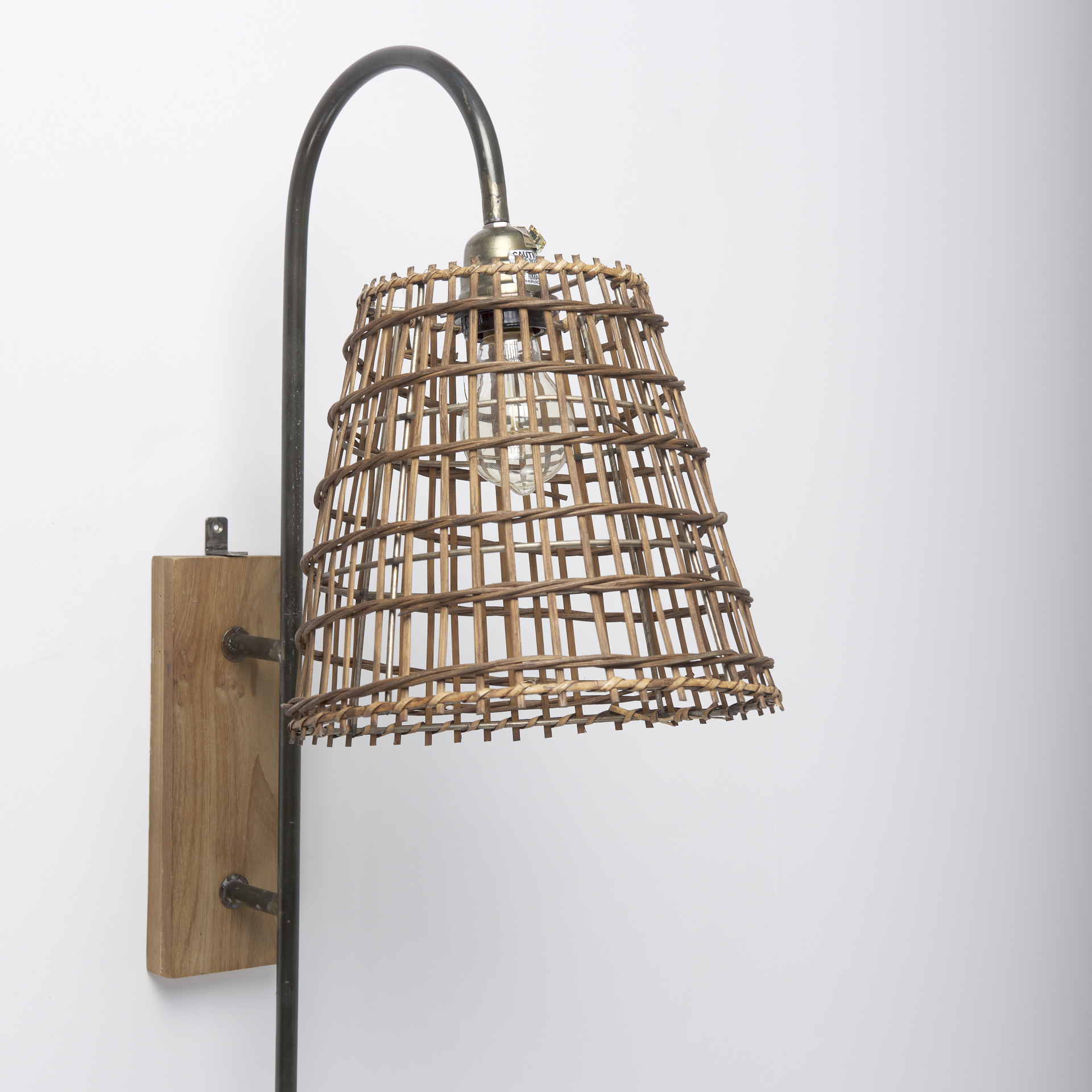 kiley 28.0l x 7.0w x 15.6h brown woven shade w/black metal wall sconce