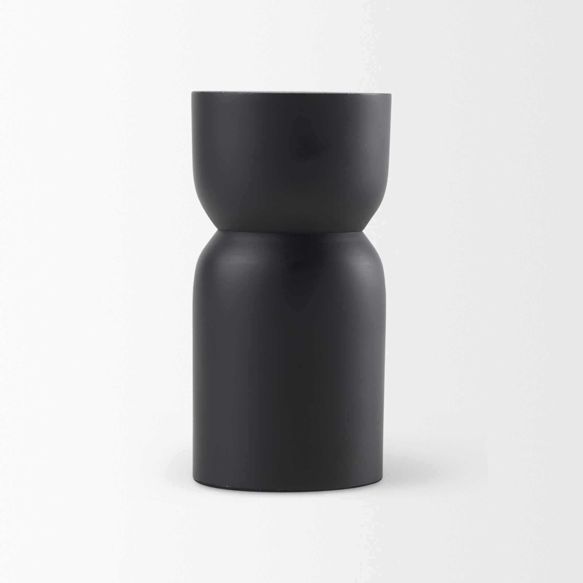 malta small black metal candle holder