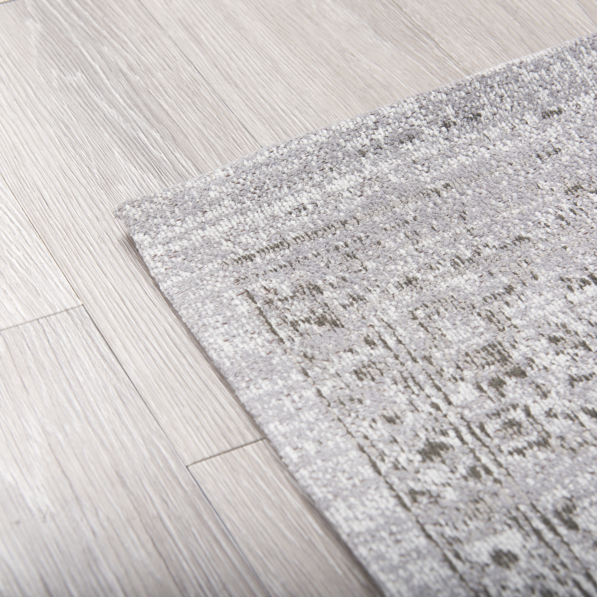 kaiya 8 x 10 rug