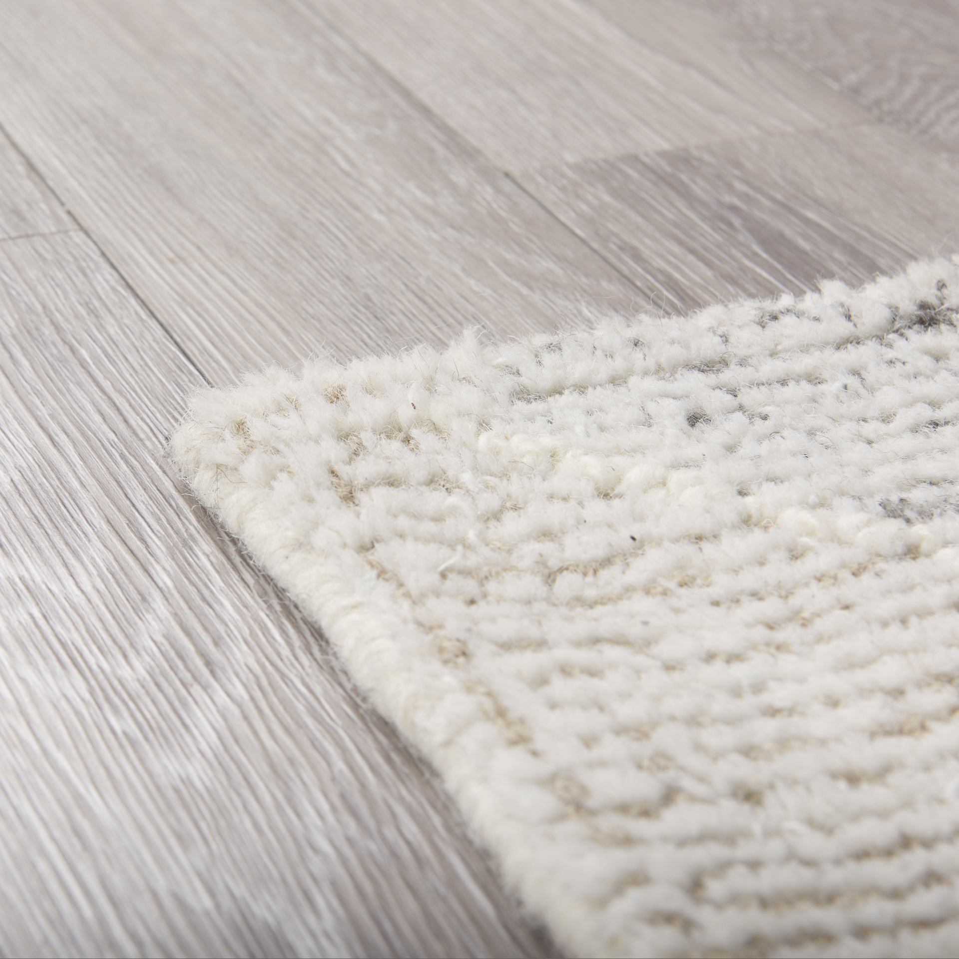 kolt 5x8 neutral geometric patterned wool area rug