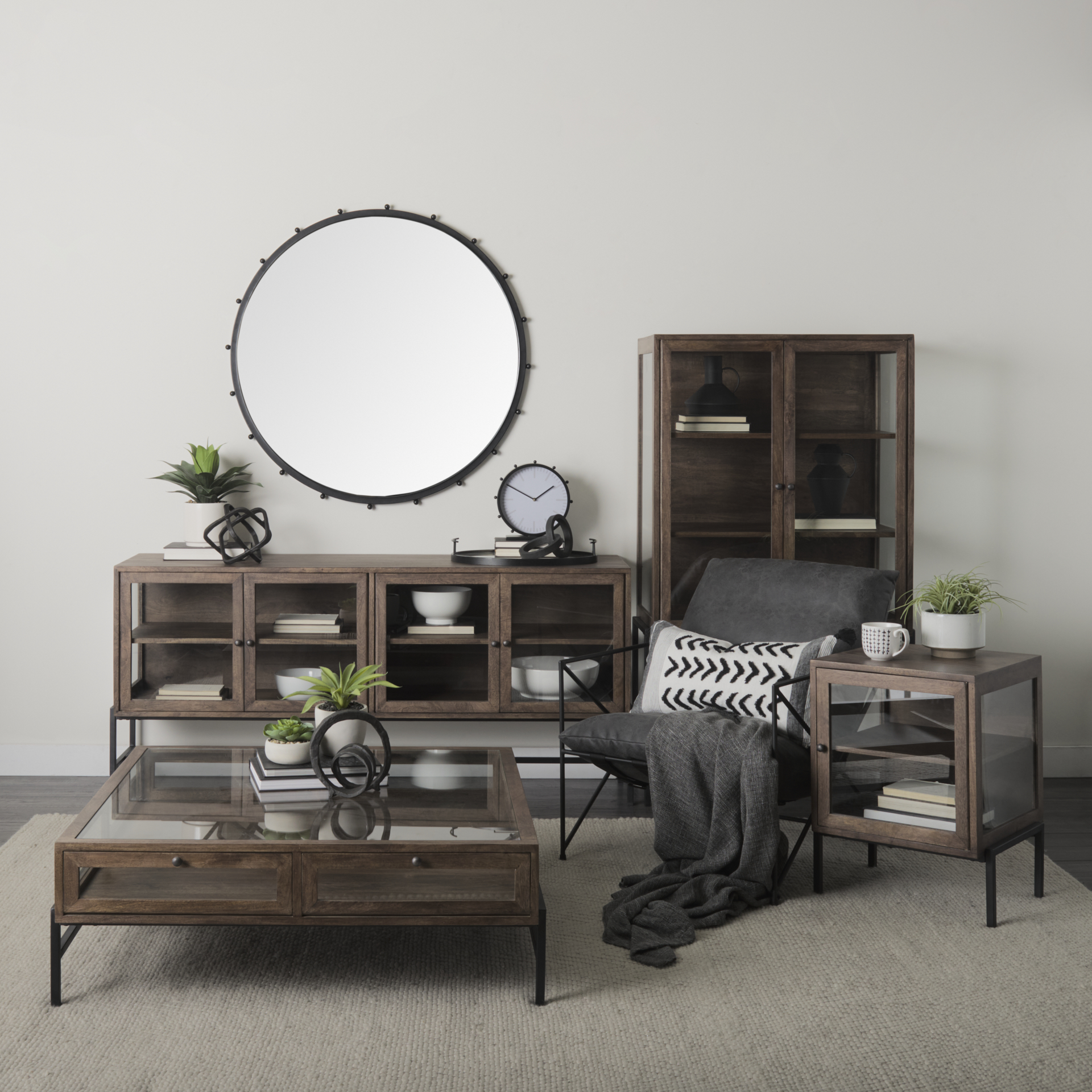 arelius 20l x 18w x 26h medium brown wood w/ black metal frame end/side table