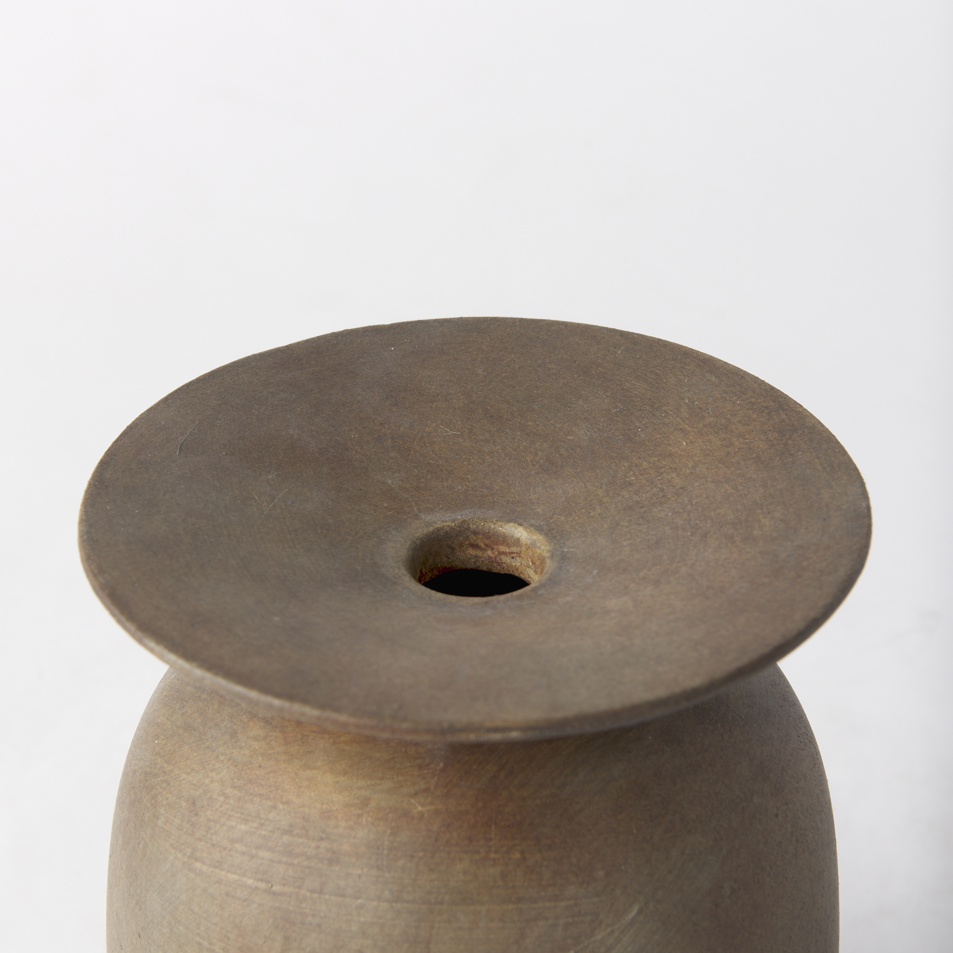rylee 7.7h medium brown ceramic vase