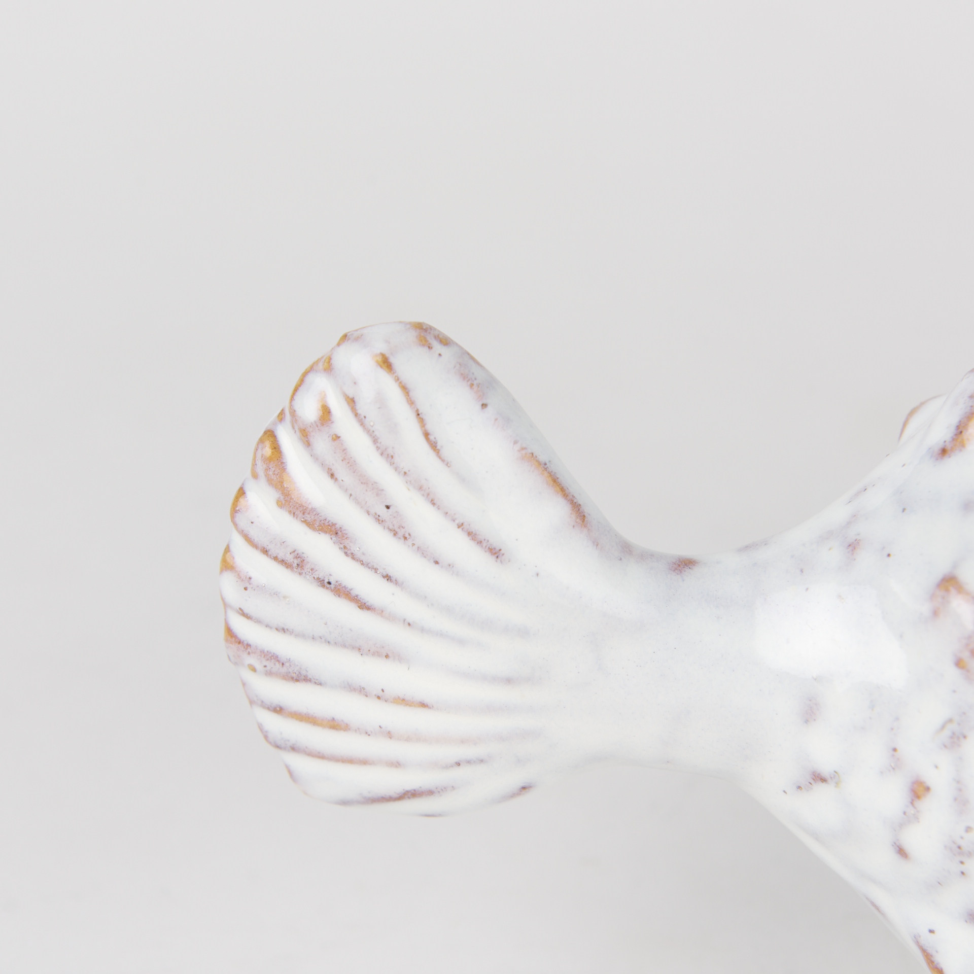 spike ii (large) 10l x 6w off-white ceramic puffer fish
