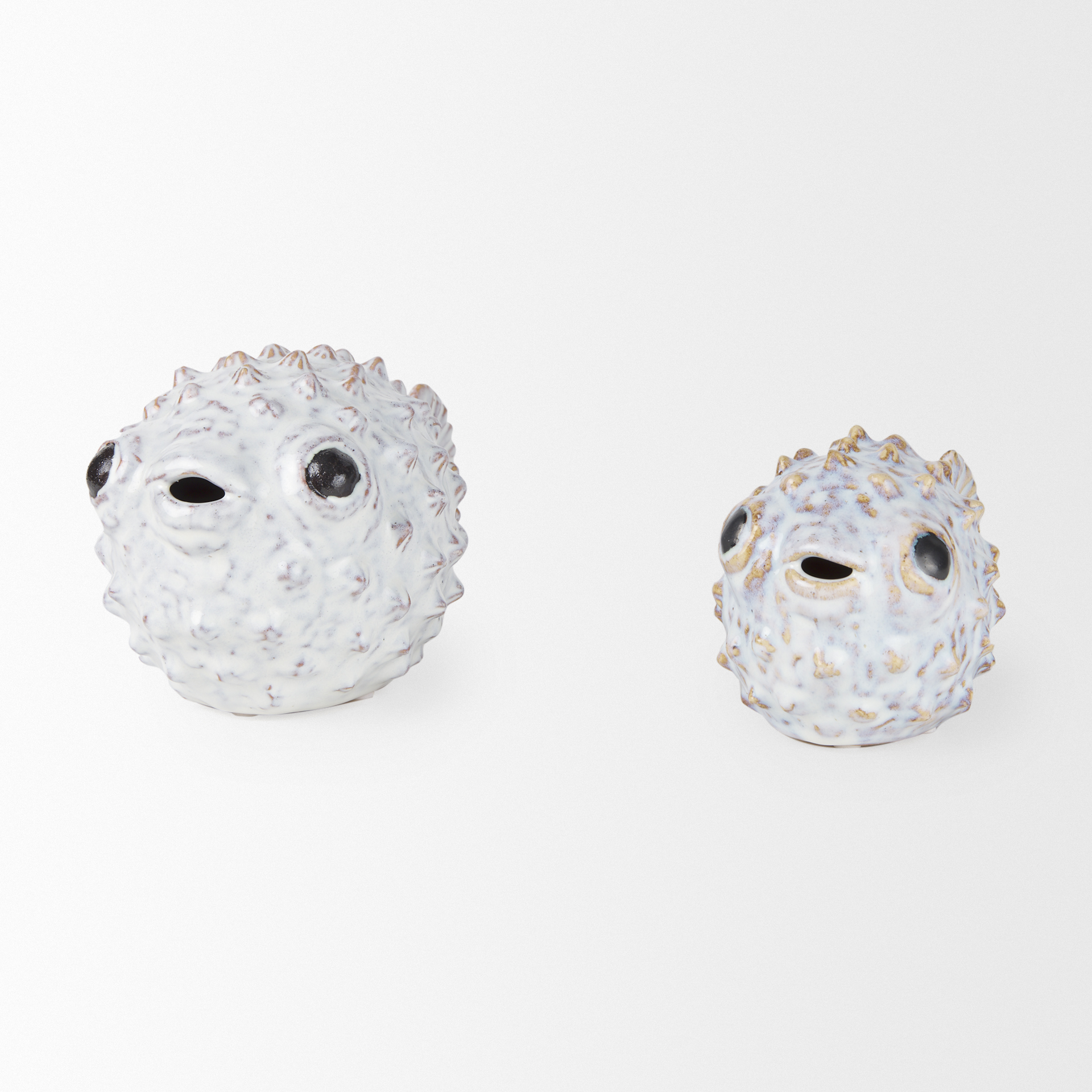 spike ii (large) 10l x 6w off-white ceramic puffer fish