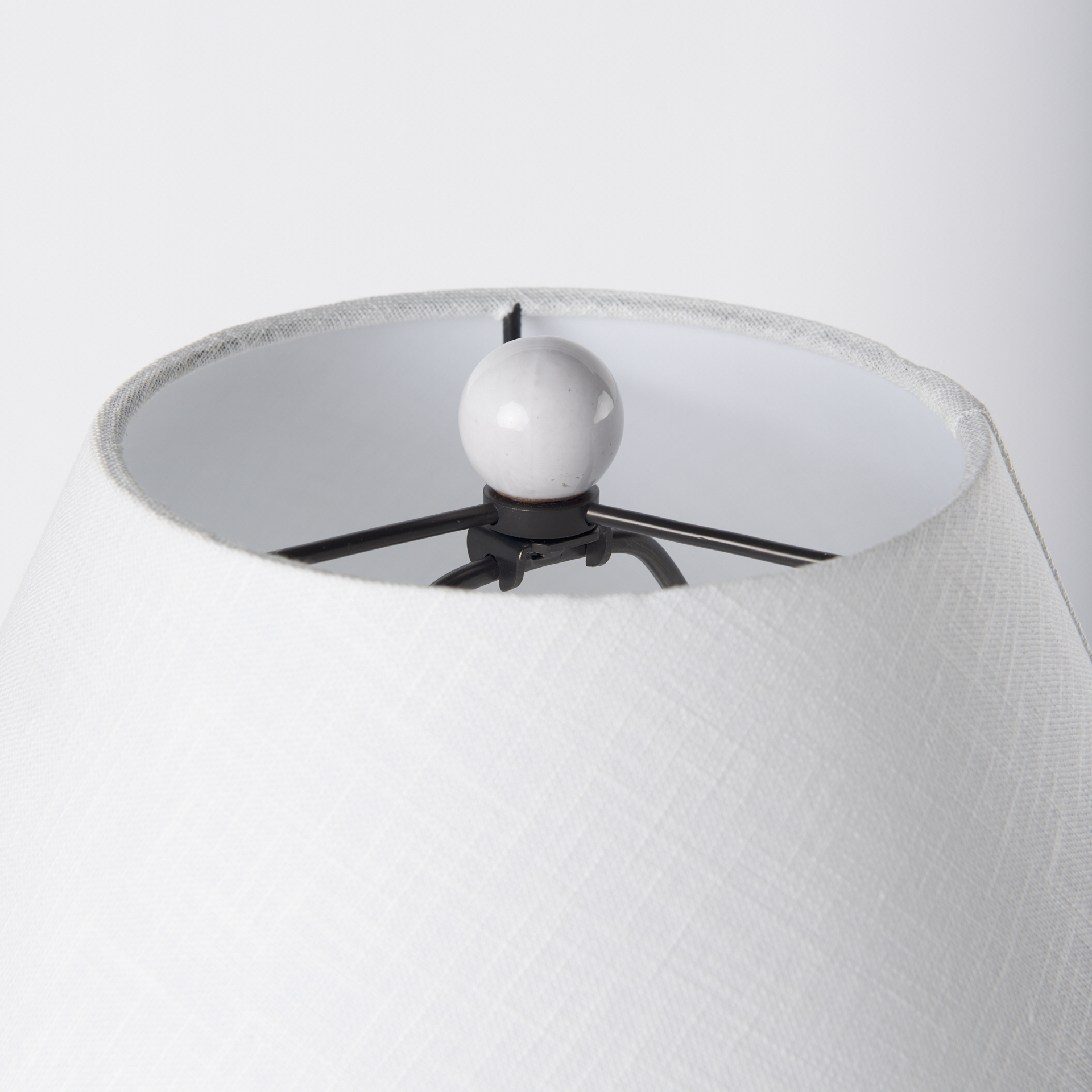 mehdi white ceramic table lamp