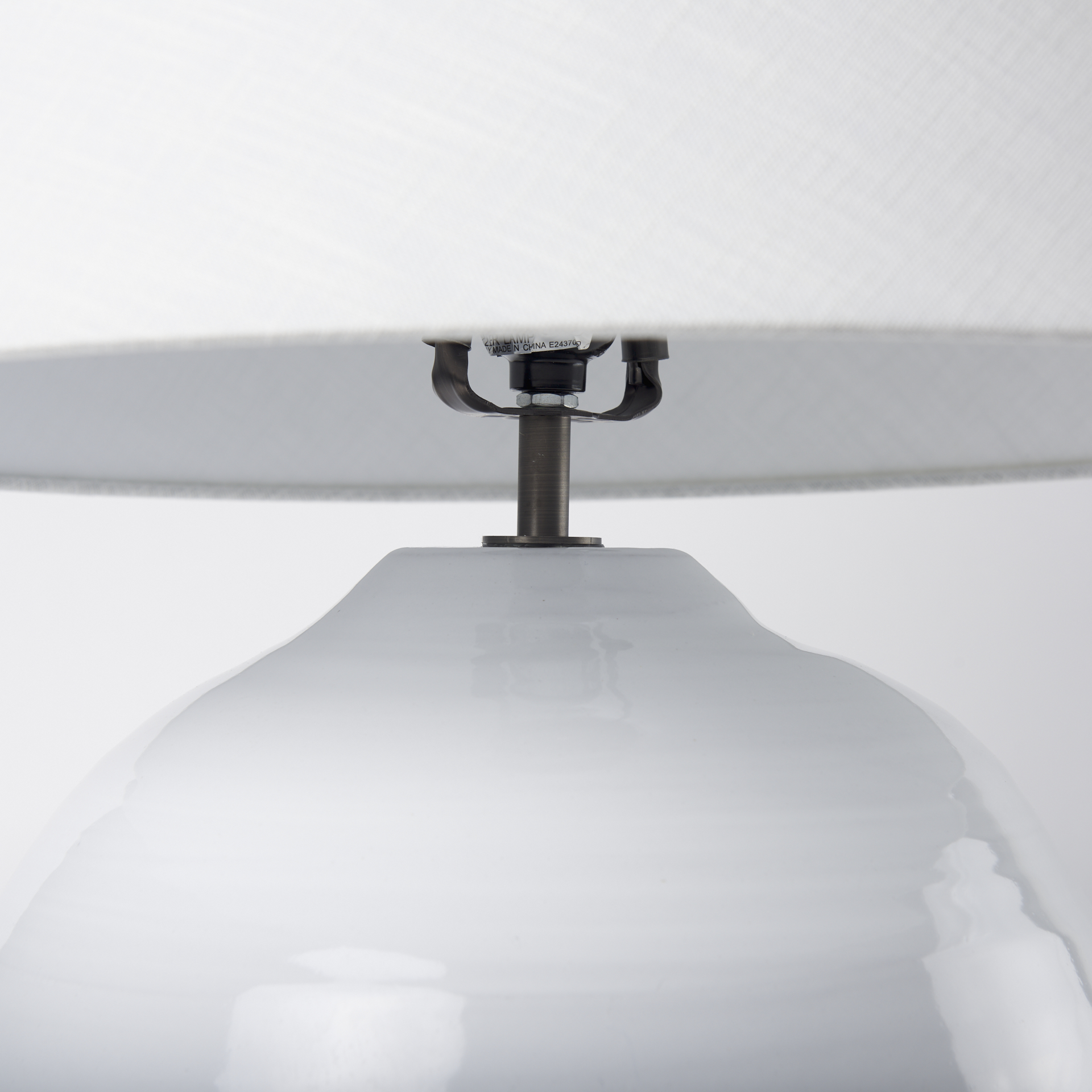 mehdi white ceramic table lamp