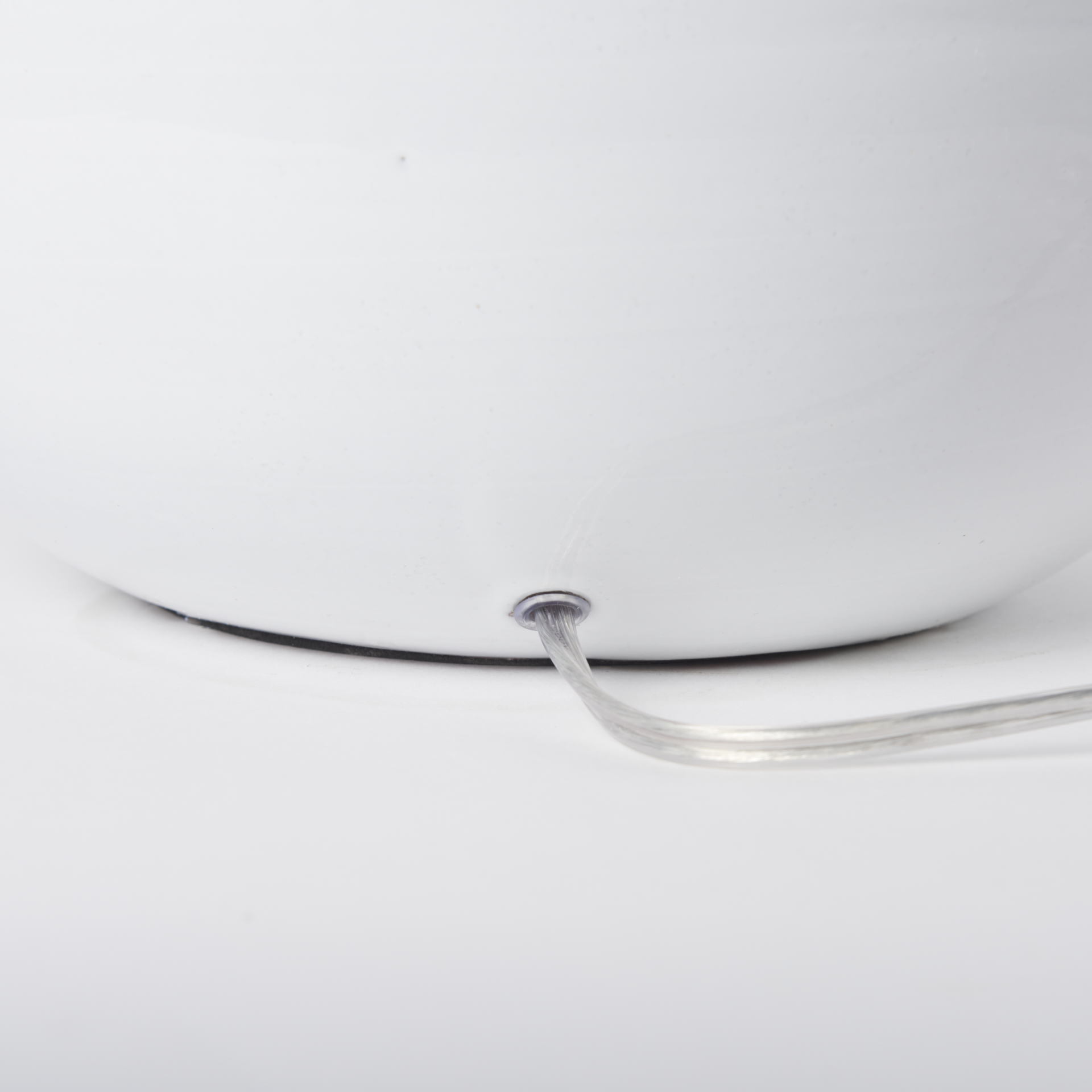 mehdi white ceramic table lamp