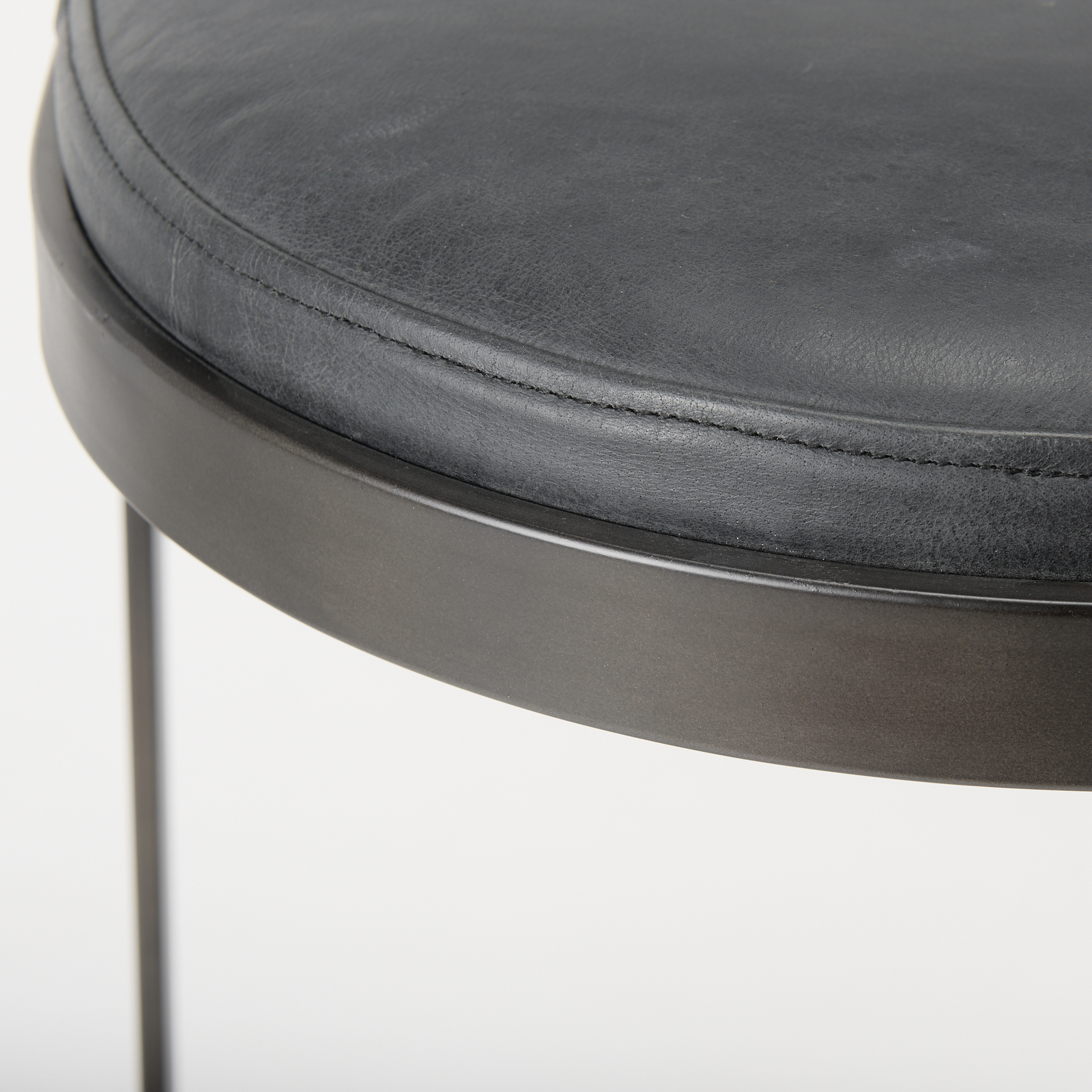 tyson 17l x 18w x 28h black leather w/ metal frame counter stool