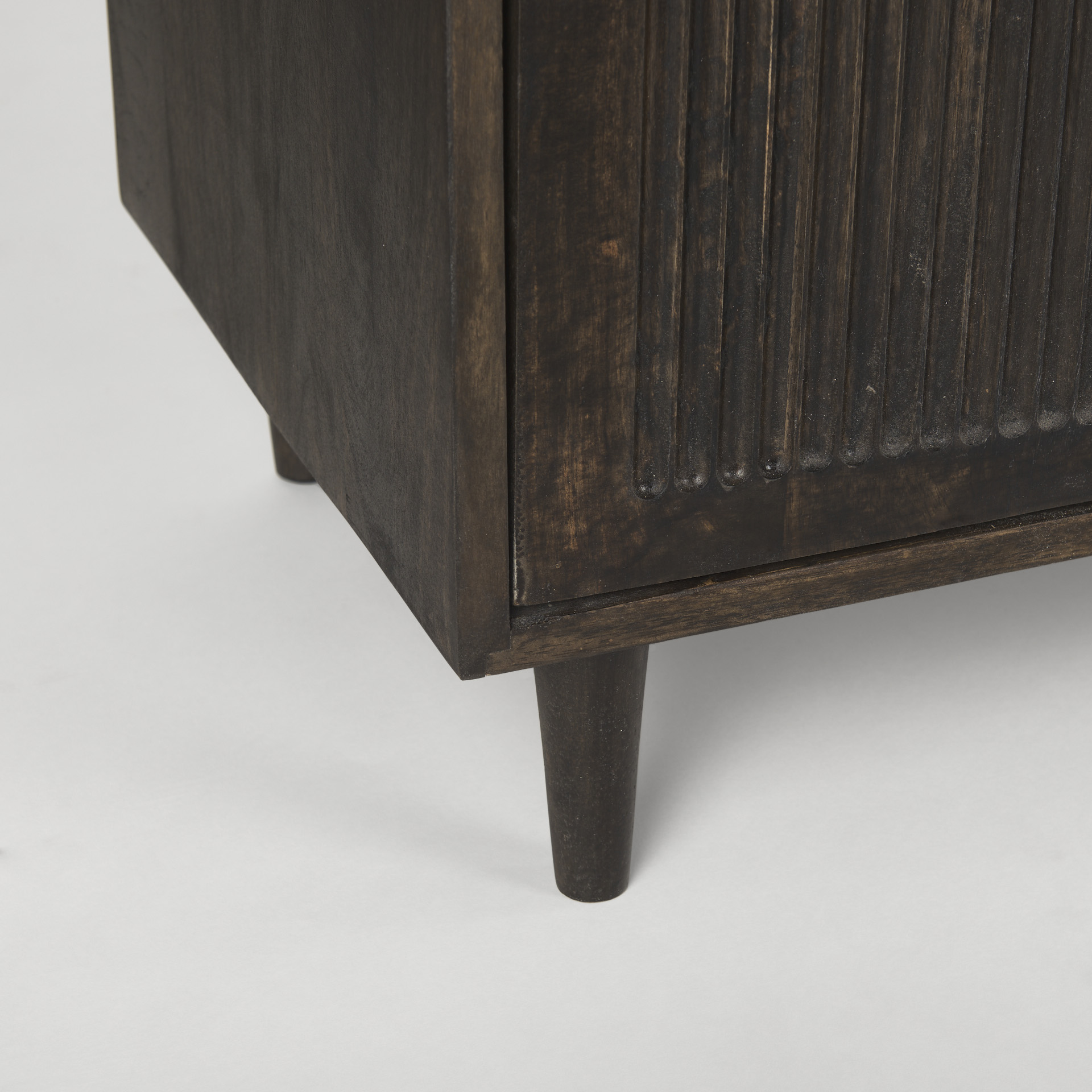 tucker dark brown w/ carved arch pattern 4 door sideboard