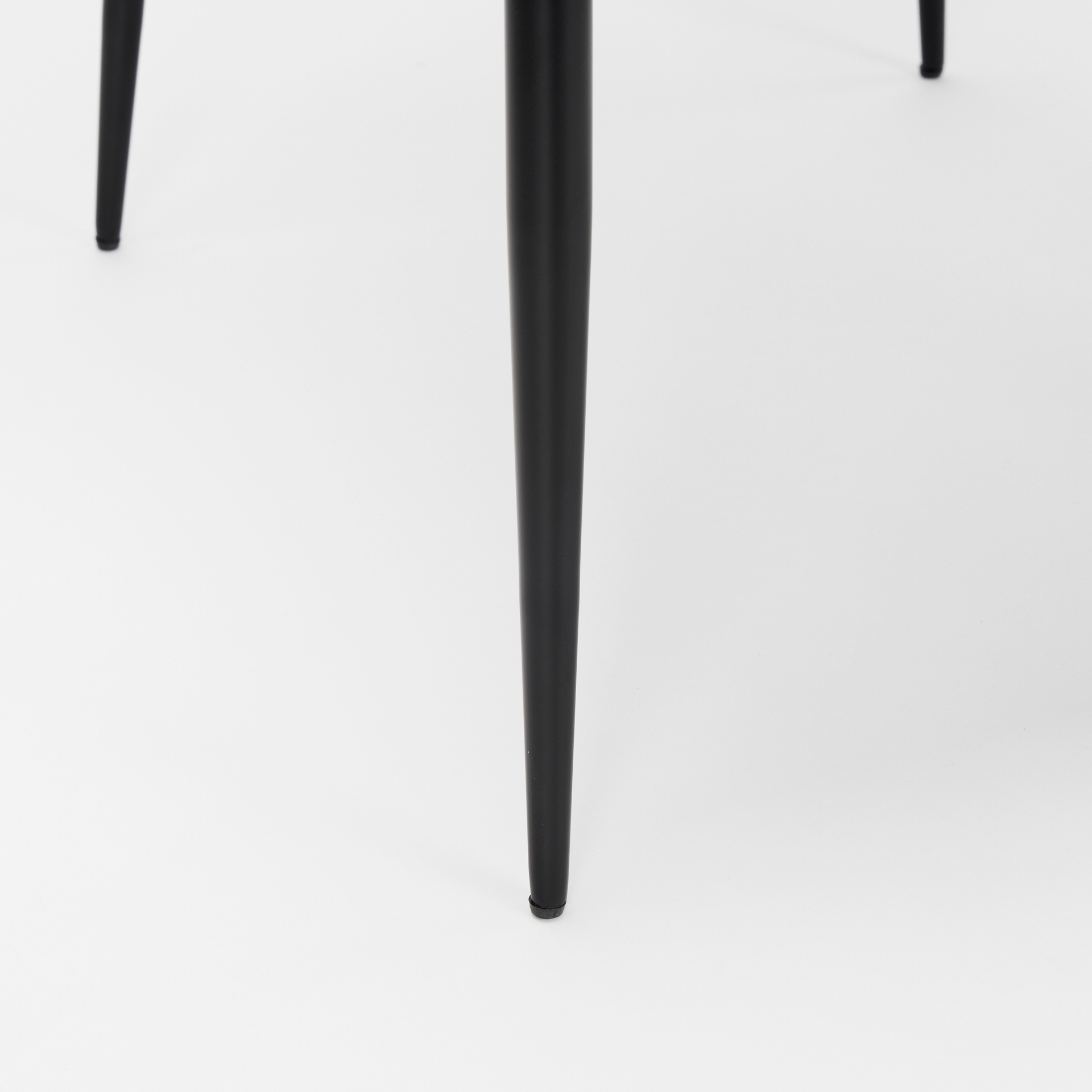 hartt dining chair w/ matte black metal frame and gray fabric