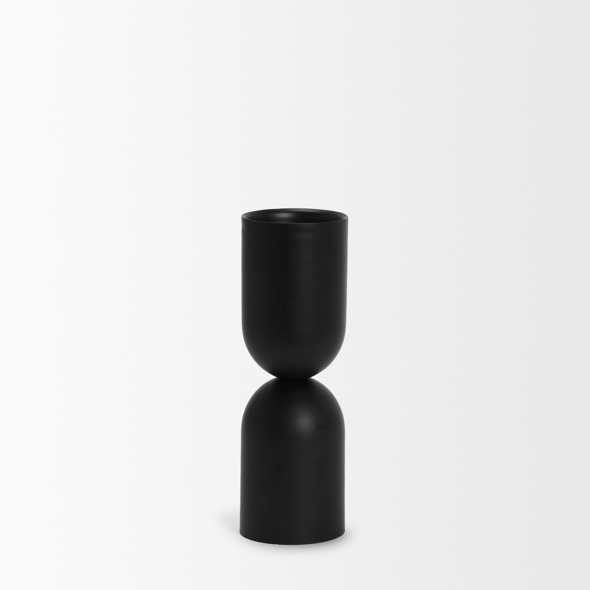 qamra medium black metal pillar candle holder