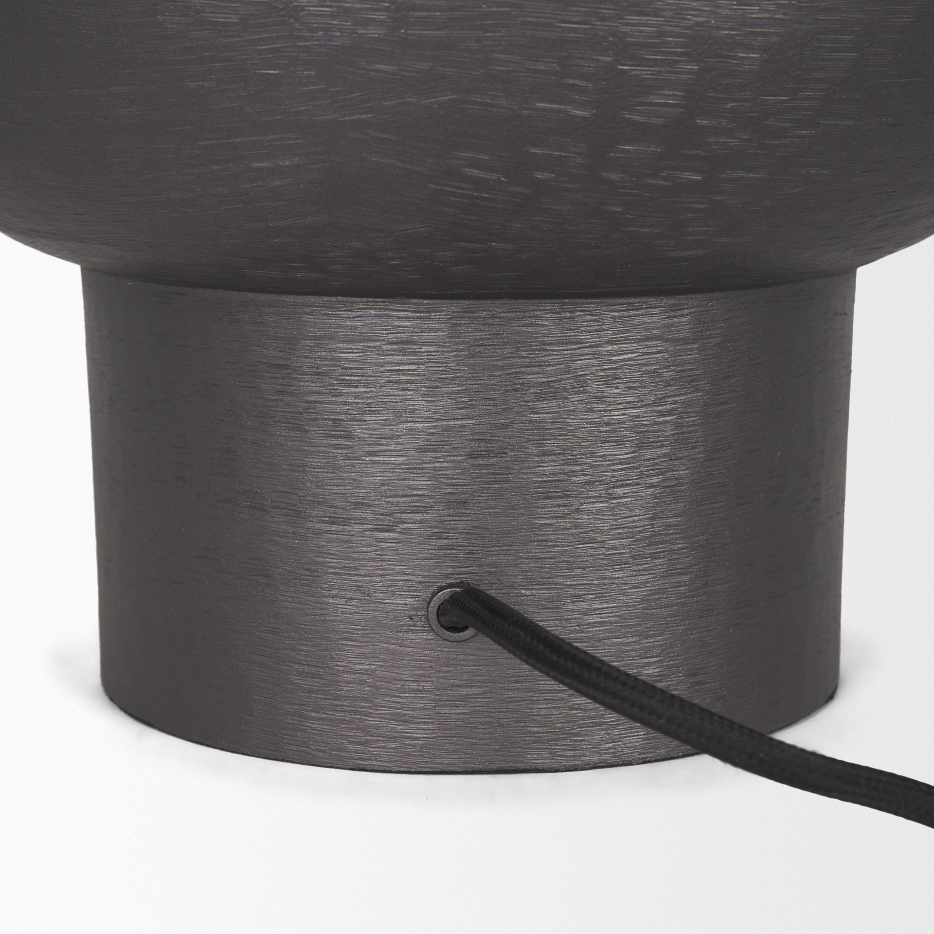 salaah black brushed metal w/ beige shade table lamp