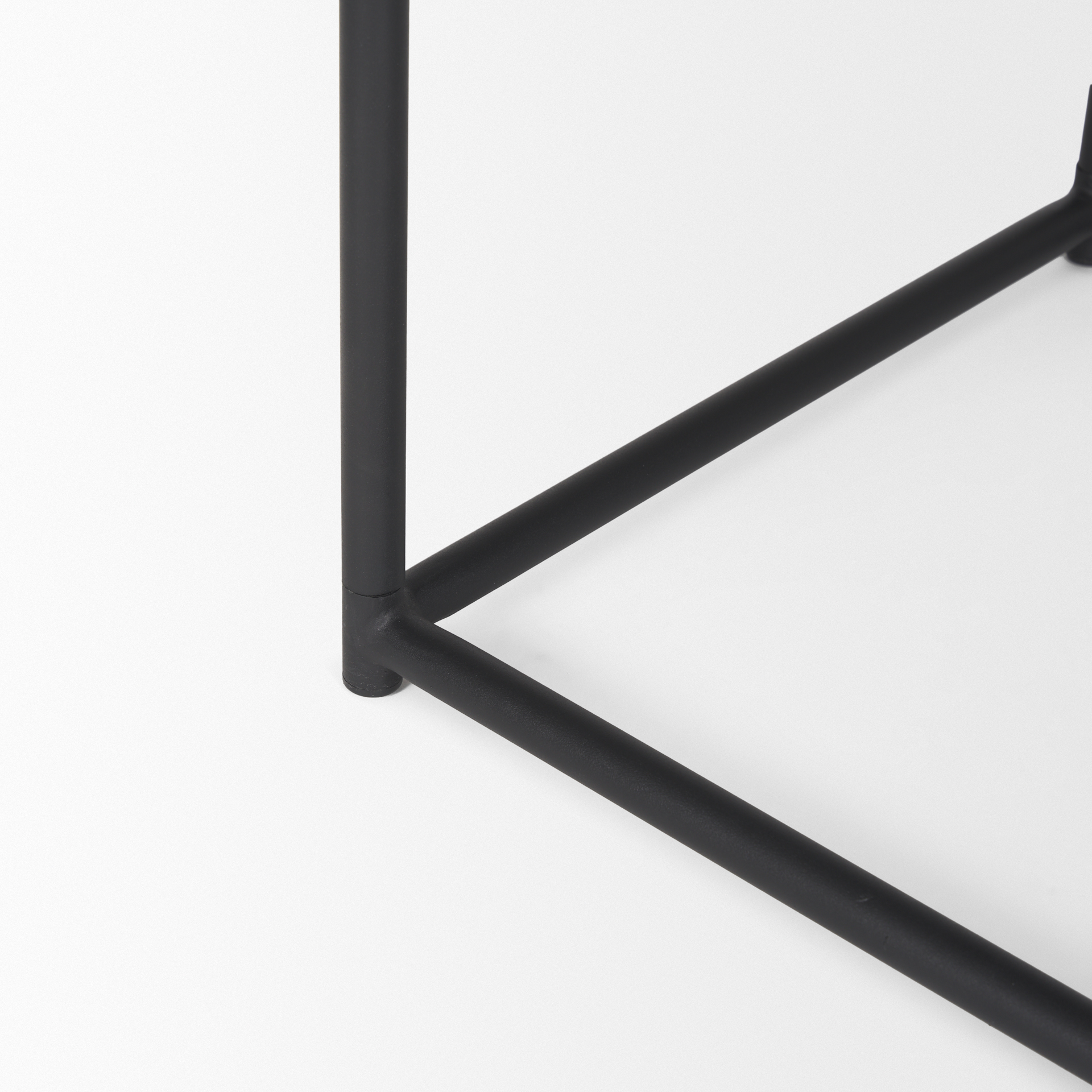 taniel textured black wood w/ black metal stool