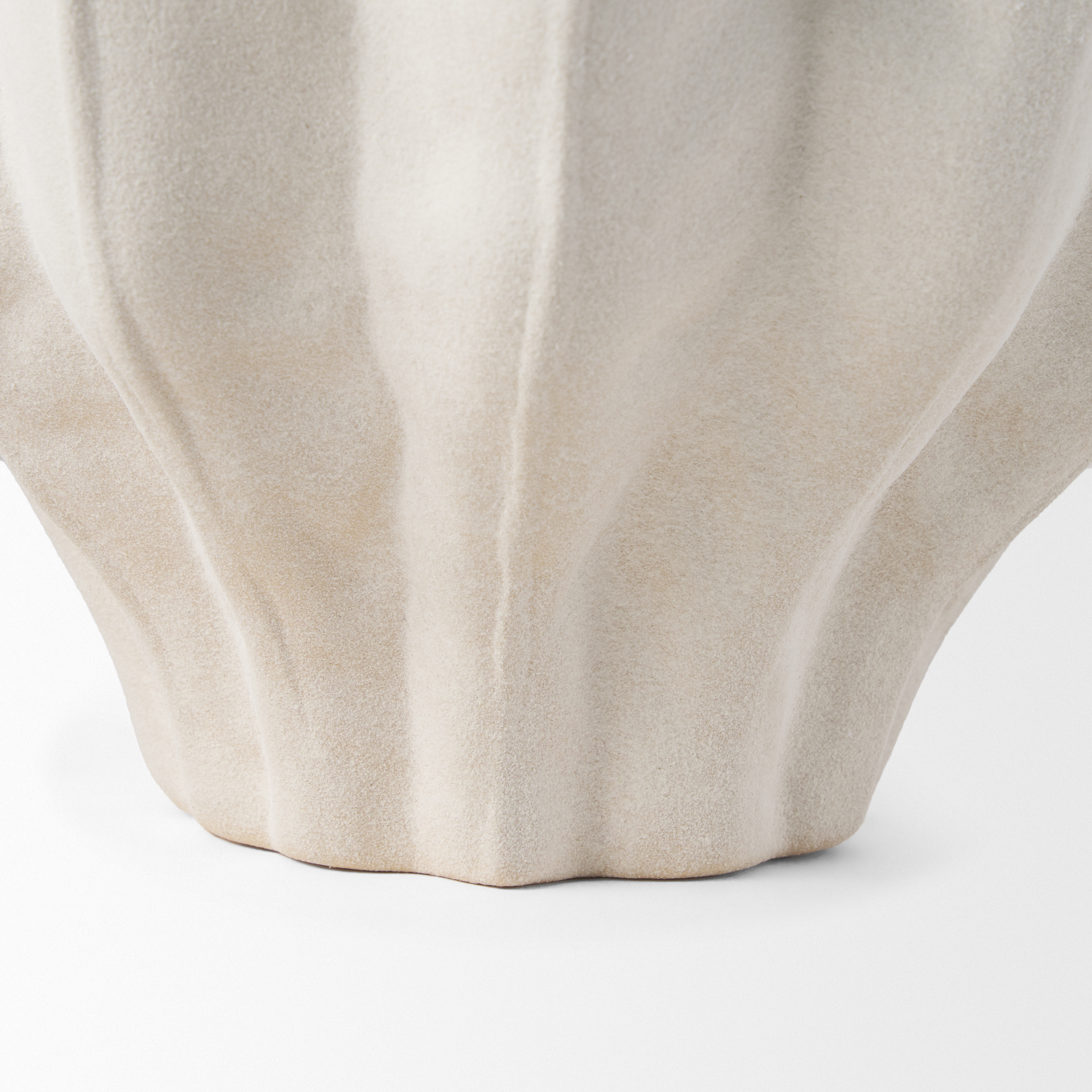 daria textured white sculptural ceramic bowl