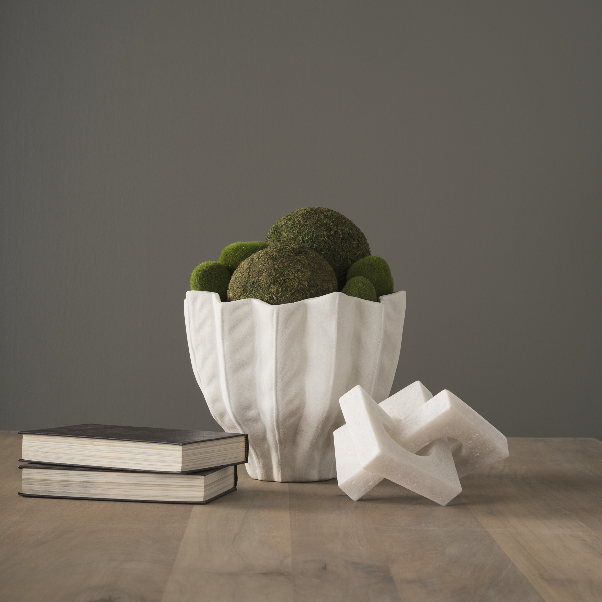 daria textured white sculptural ceramic bowl