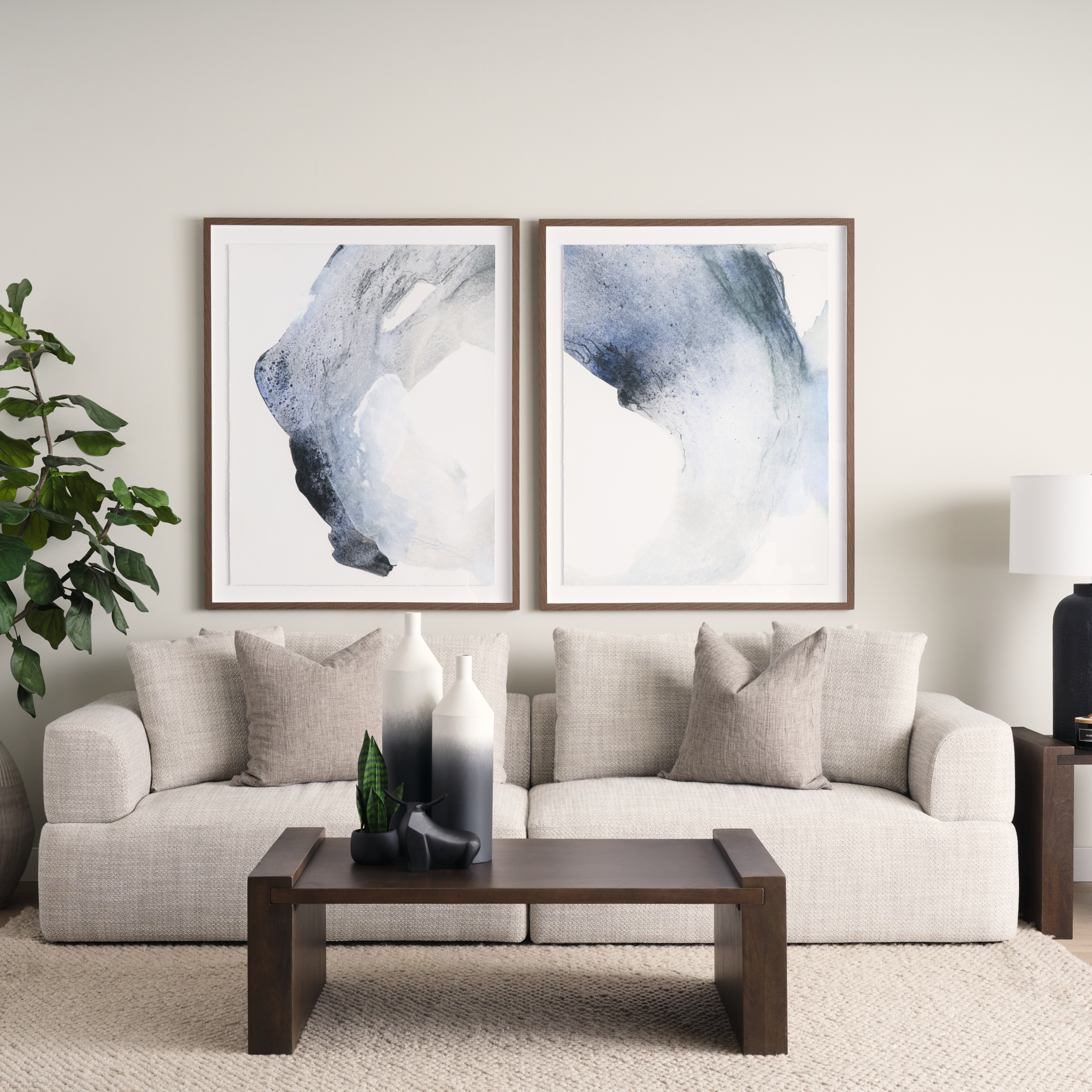 townley small white w/ black ombre metal vase