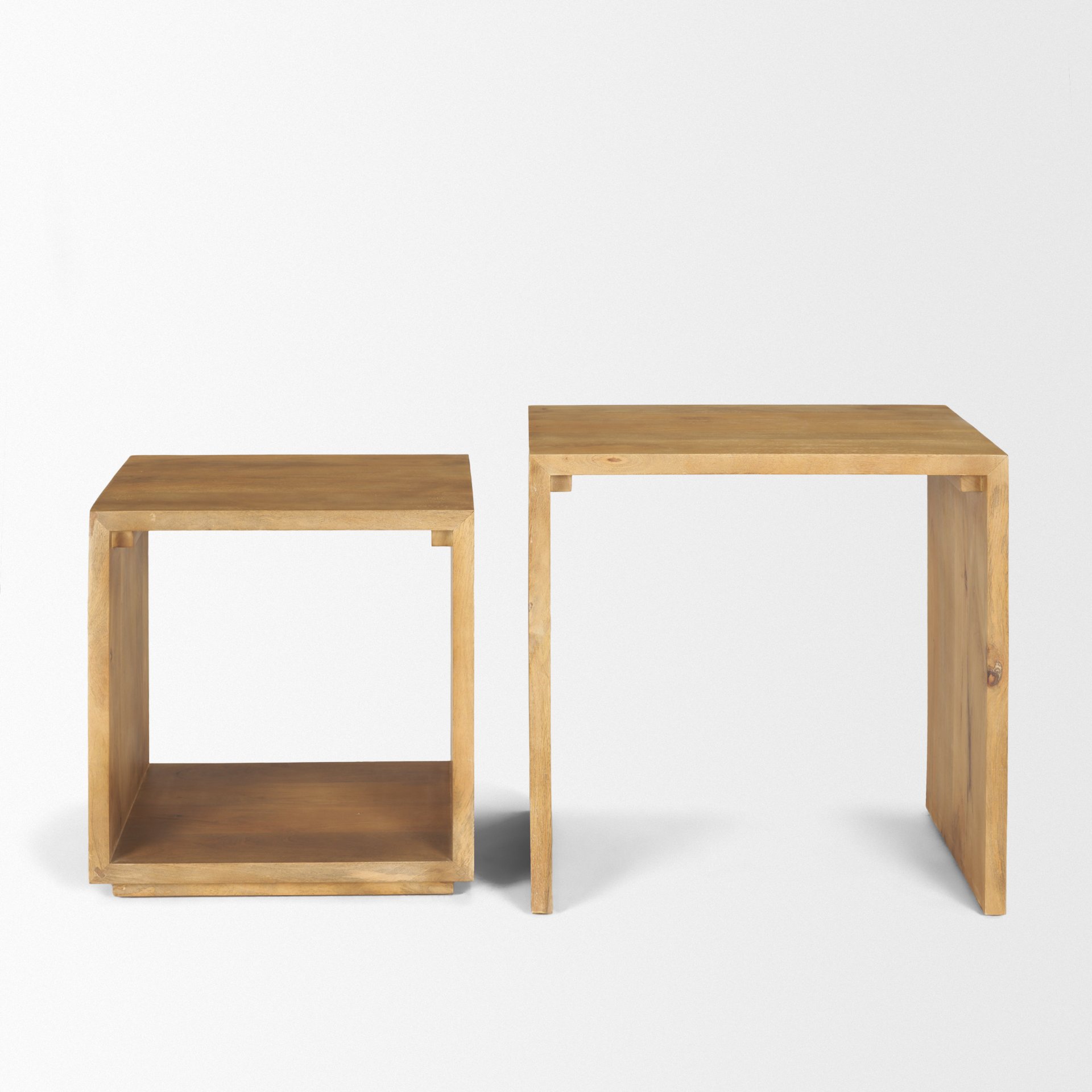 alanna 22.0l x 15.0w x 22.0h set of 2 brown wood nesting accent tables