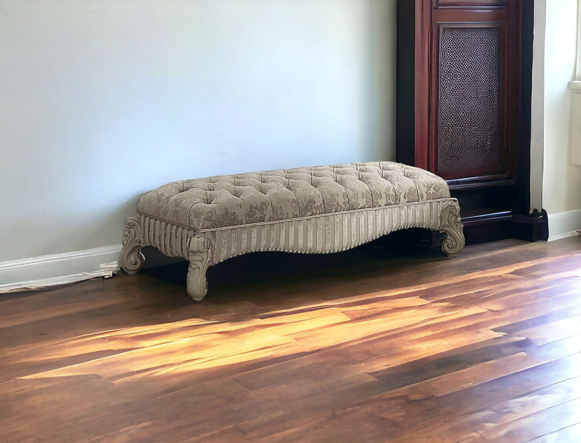 28" Ivory Upholstered Bone White Poly Resin Tufted Bench 2 28" Ivory Upholstered Bone White Poly Resin Tufted Bench - Image 2