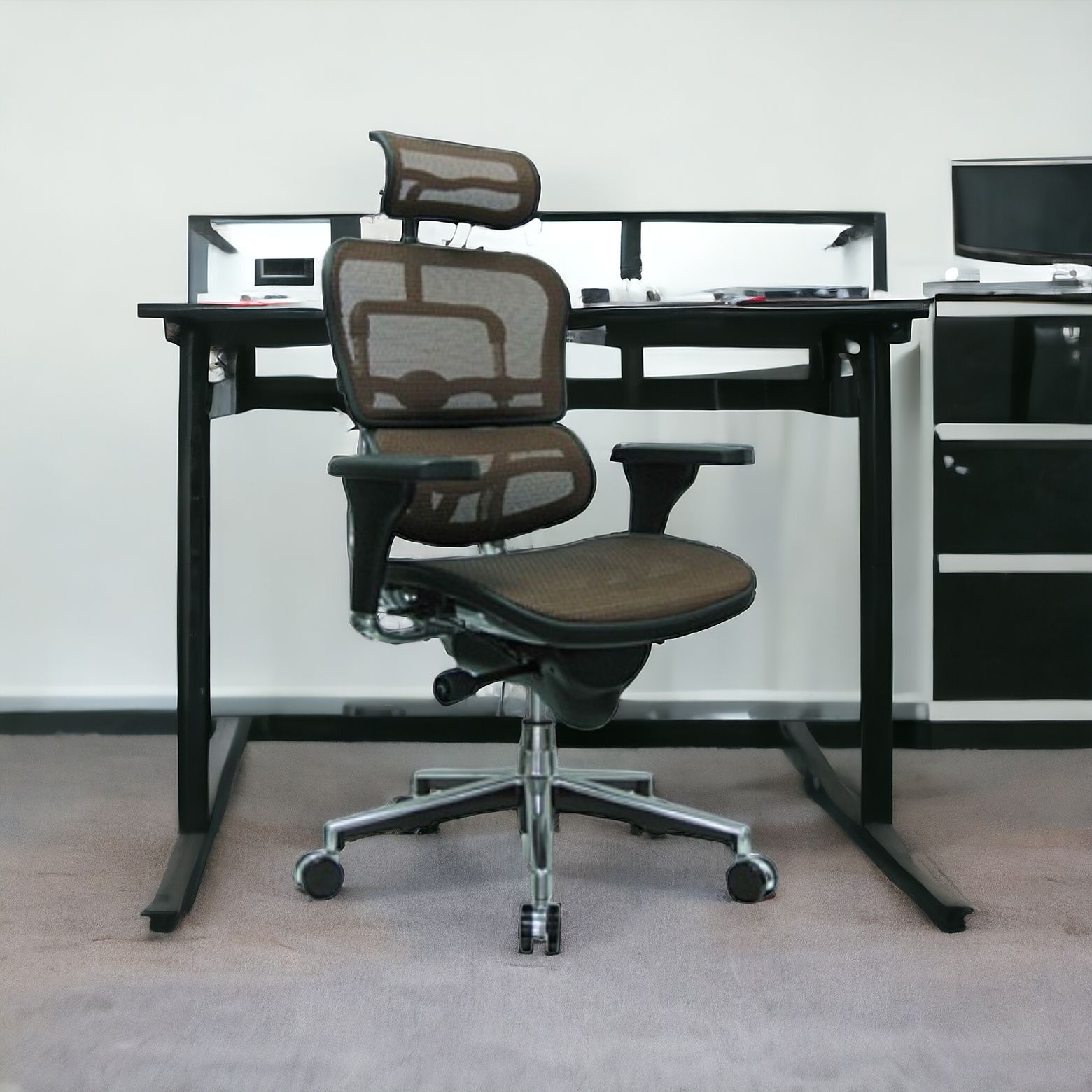 26 Inch Black and Silver Adjustable Swivel Mesh Office Chair 8 26 Inch Black and Silver Adjustable Swivel Mesh Office Chair - Image 8
