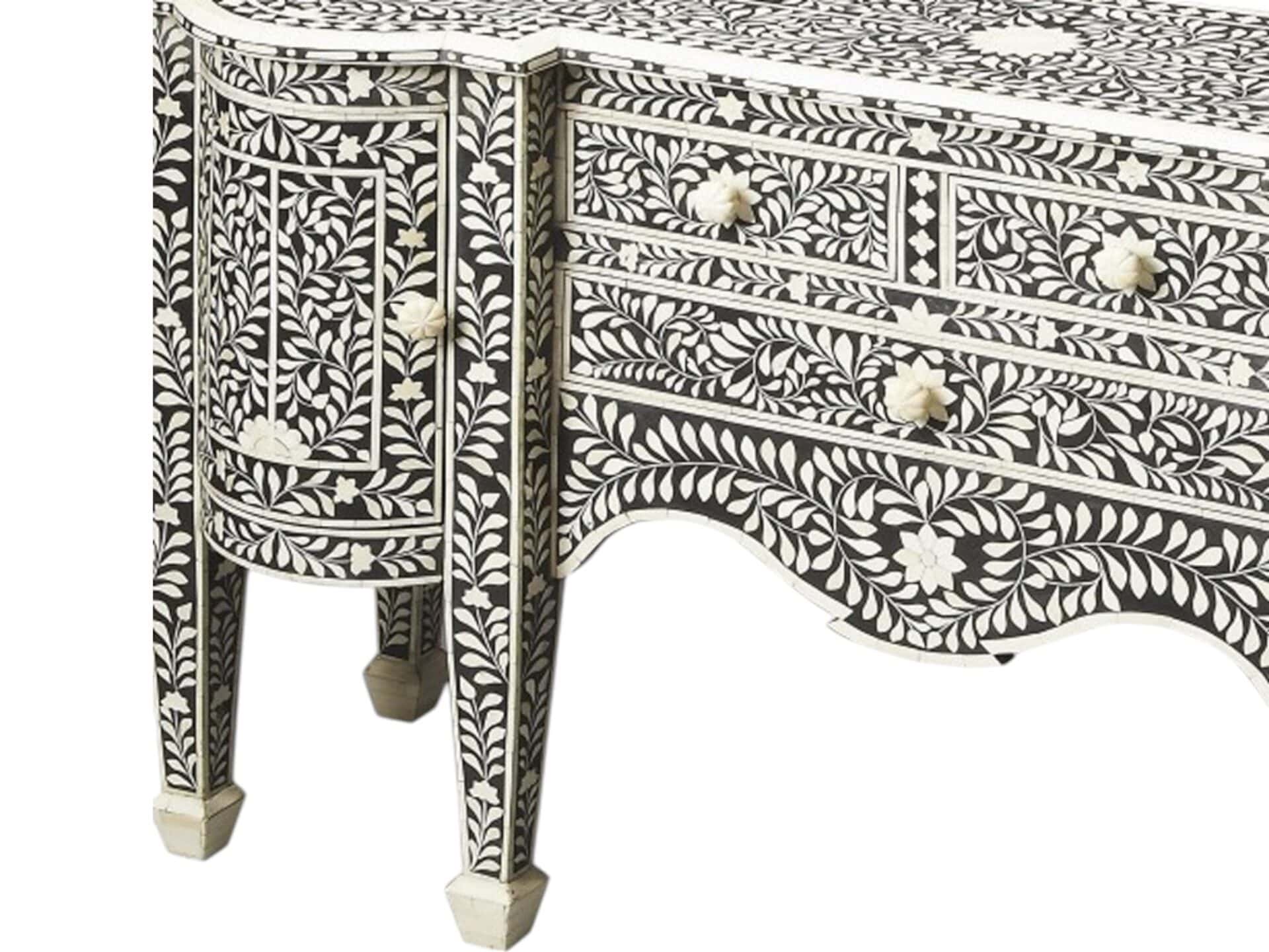Black Wood Sideboard with Three Drawers and Two Doors 4 Black Wood Sideboard with Three Drawers and Two Doors - Image 4
