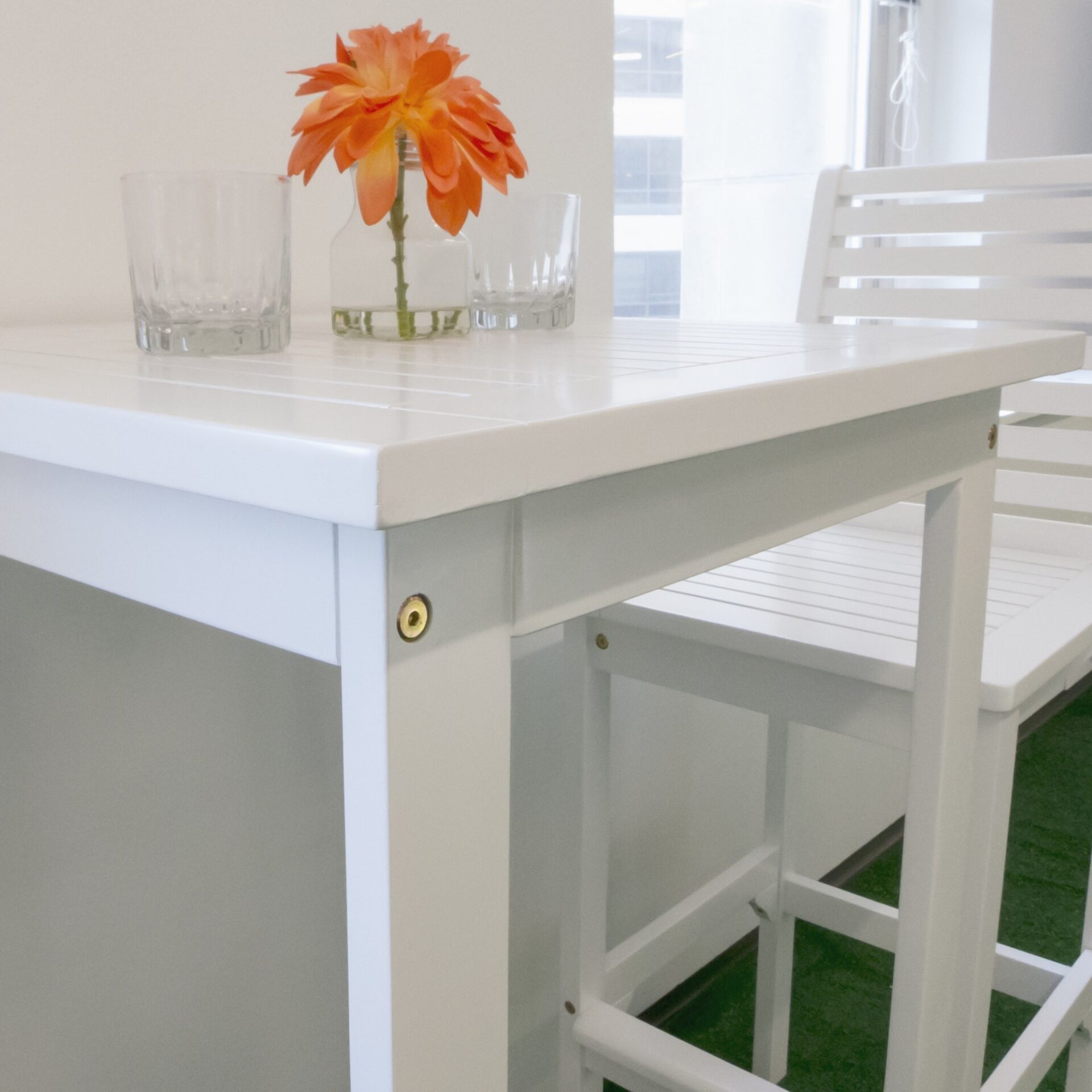 24" White Solid Wood Square Outdoor Bar Table 6 24" White Solid Wood Square Outdoor Bar Table - Image 6