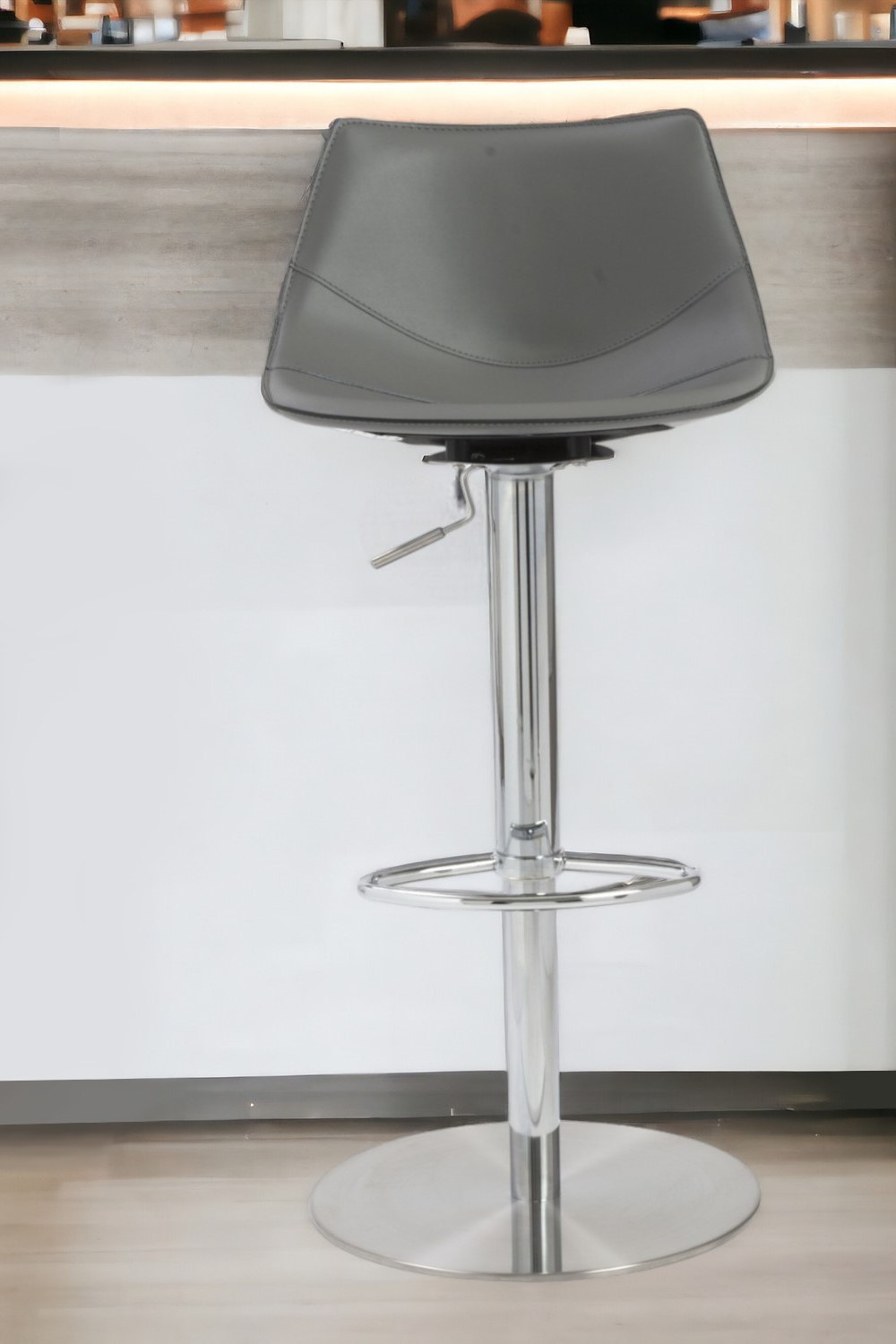 32 Inch Gray Steel Swivel Low Back Bar Stool With Footrest 1 32 Inch Gray Steel Swivel Low Back Bar Stool With Footrest