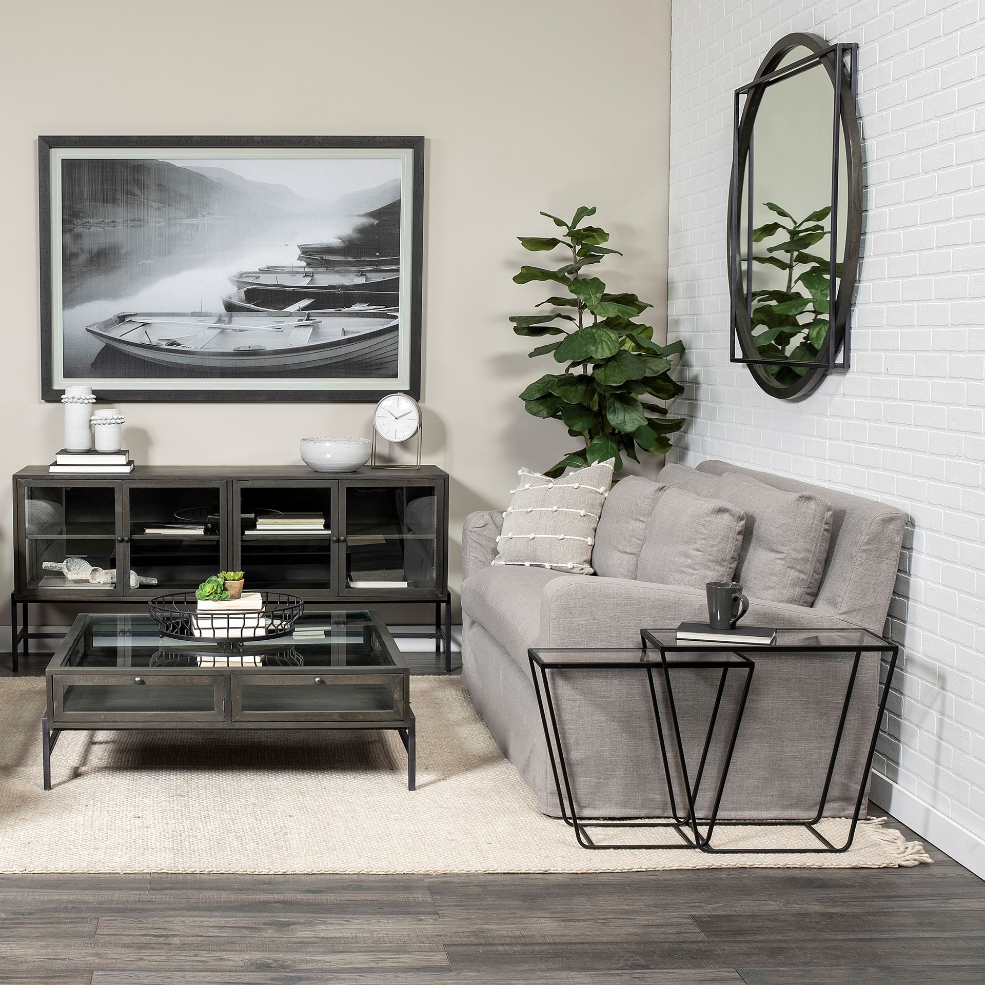 Aurus Matte Gray Metal Table Clock 2 Aurus Matte Gray Metal Table Clock - Image 2