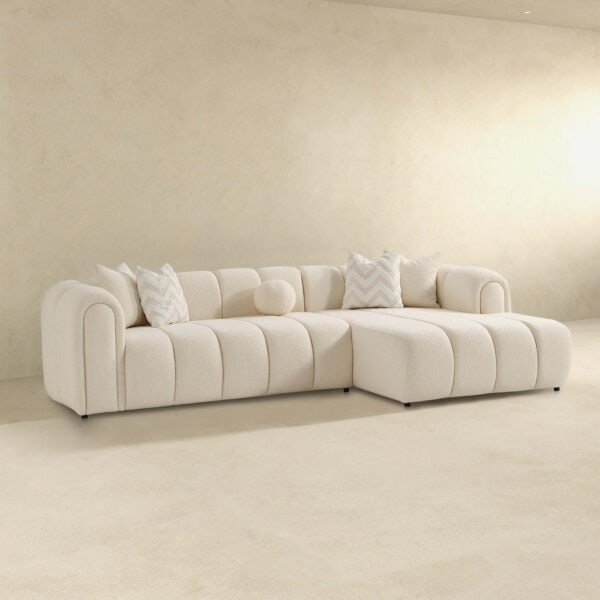 BeatriceRightSectionalSofa 2 c7160cd6 97d5 4ec3 a10d 956eed0e53b3