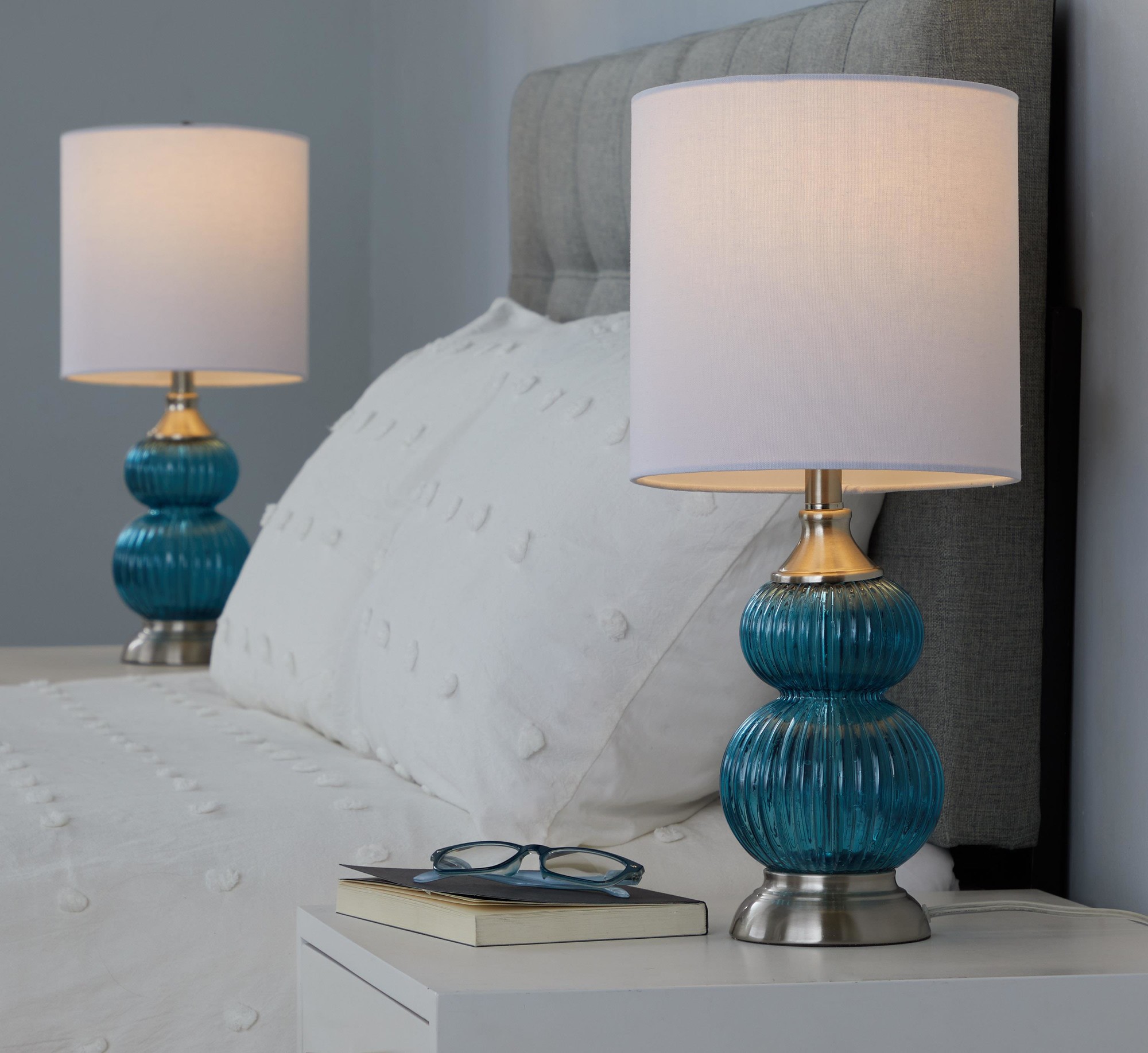 Belle Contemporary Blue Seeded Glass Table Lamps (Set of 2) 3 Belle Contemporary Blue Seeded Glass Table Lamps (Set of 2) - Image 3