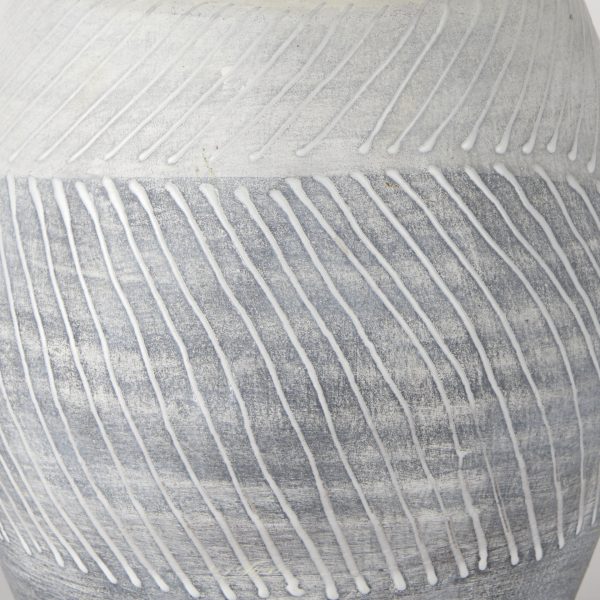 Blume 10H Off White w Gray Textured Vase 8