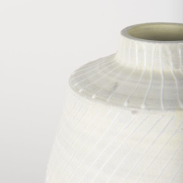 Blume 16.5H Off White w Gray Textured Vase 6