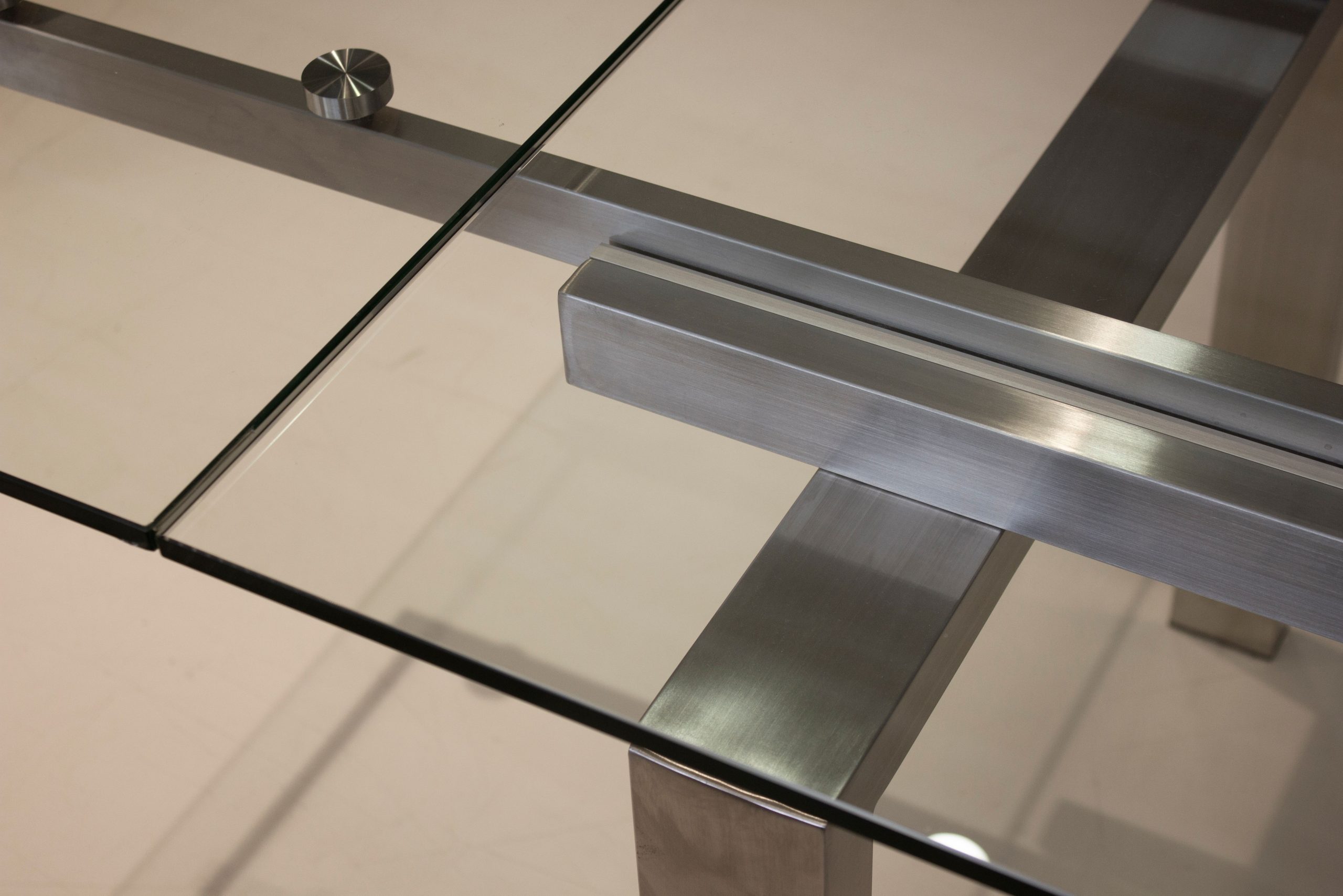 CANTRO Clear Tempered Glass Brushed Stainless Steel Extension Dining Table 3 CANTRO Clear Tempered Glass Brushed Stainless Steel Extension Dining Table - Image 3