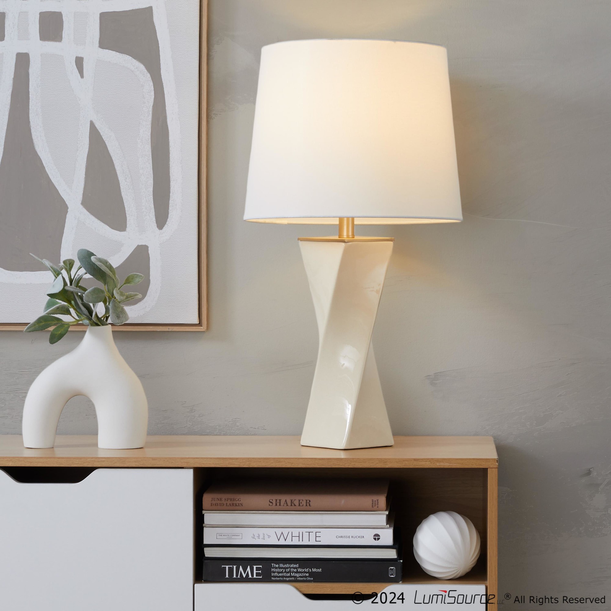 Curvo Square Cream Ceramic Contemporary Table Lamp 4 Curvo Square Cream Ceramic Contemporary Table Lamp - Image 4