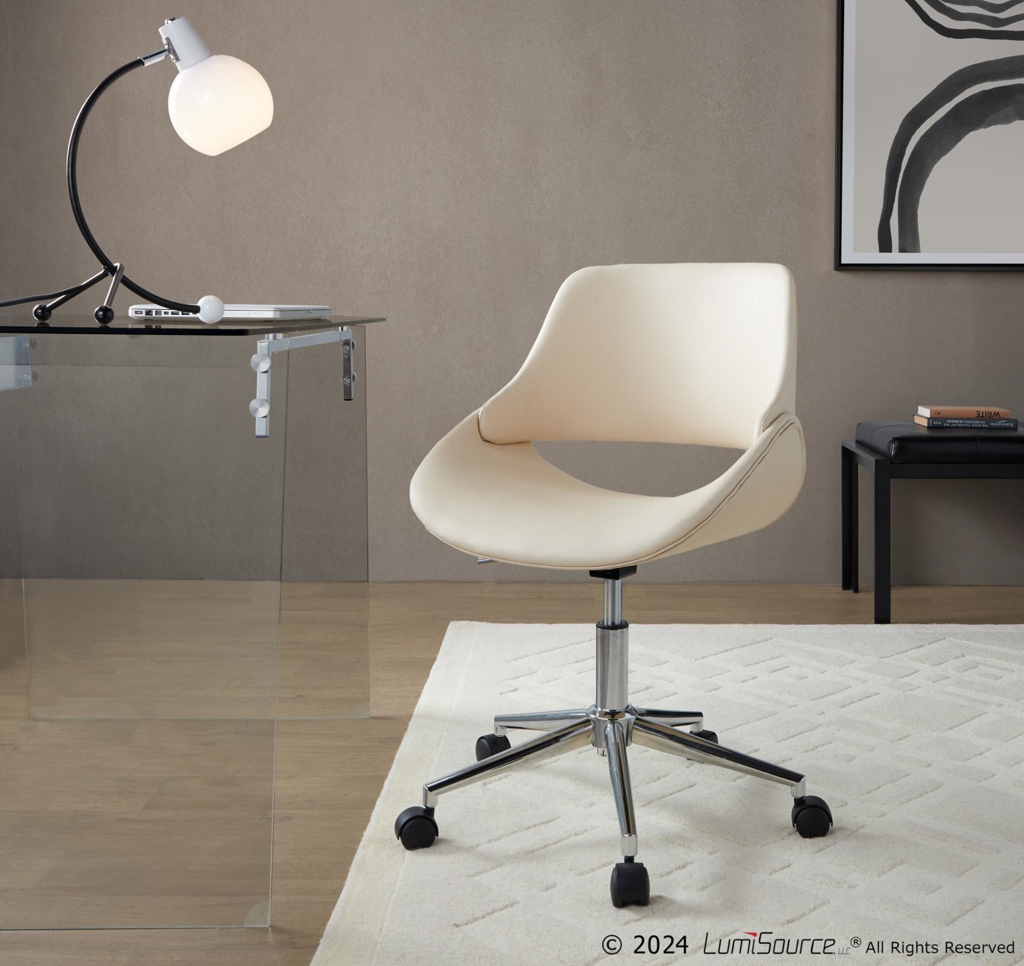 Fabrico Contemporary Cream Faux Leather Chrome Office Chair 1 Fabrico Contemporary Cream Faux Leather Chrome Office Chair