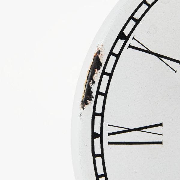 Harriet WhiteBronze Metal Table Clock 9