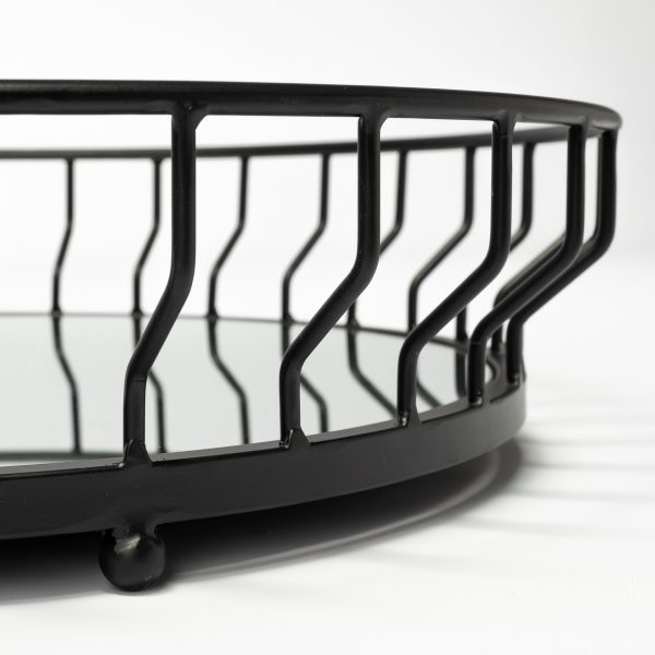 Helena 20L x 20W Black Metal Mirrored Bottom Round Serving Tray 4