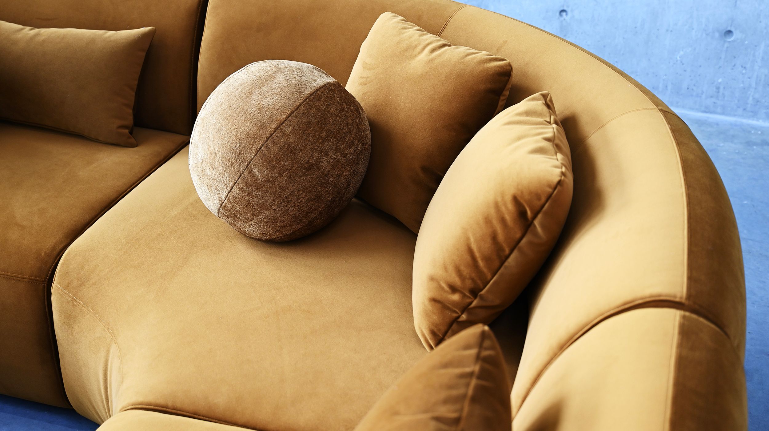 ITZA Calendula Fabric Right Facing Sectional Chaise 3 ITZA Calendula Fabric Right Facing Sectional Chaise - Image 3