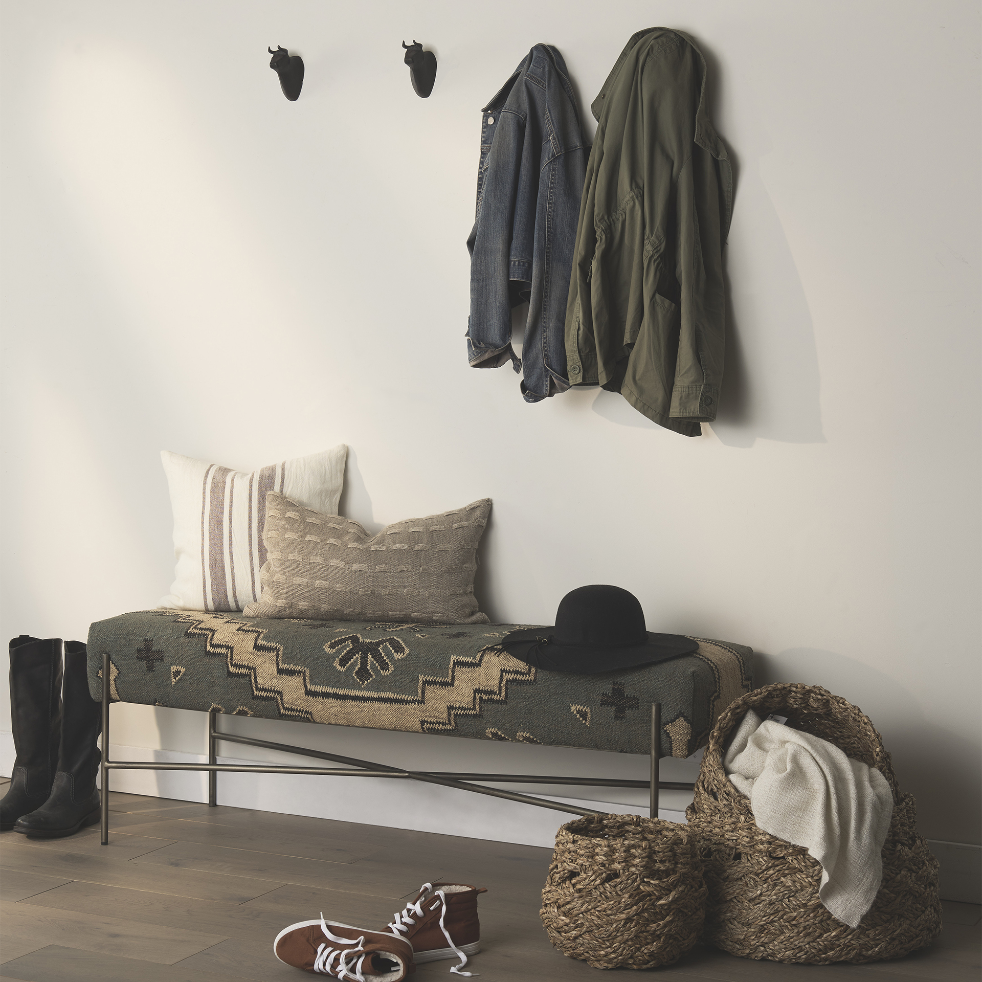 Jarek 15.0L x 15.0W x 11.8H (Set of 3) Medium Brown Seagrass Basket Cross Weave Round Basket 2 Jarek 15.0L x 15.0W x 11.8H (Set of 3) Medium Brown Seagrass Basket Cross Weave Round Basket - Image 2