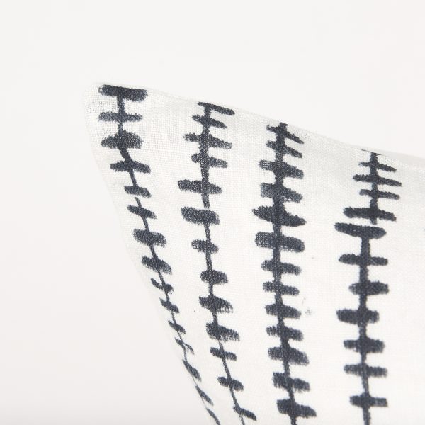 Jenna Cream w Black Print Linen Square Decorative Pillow Cover 7