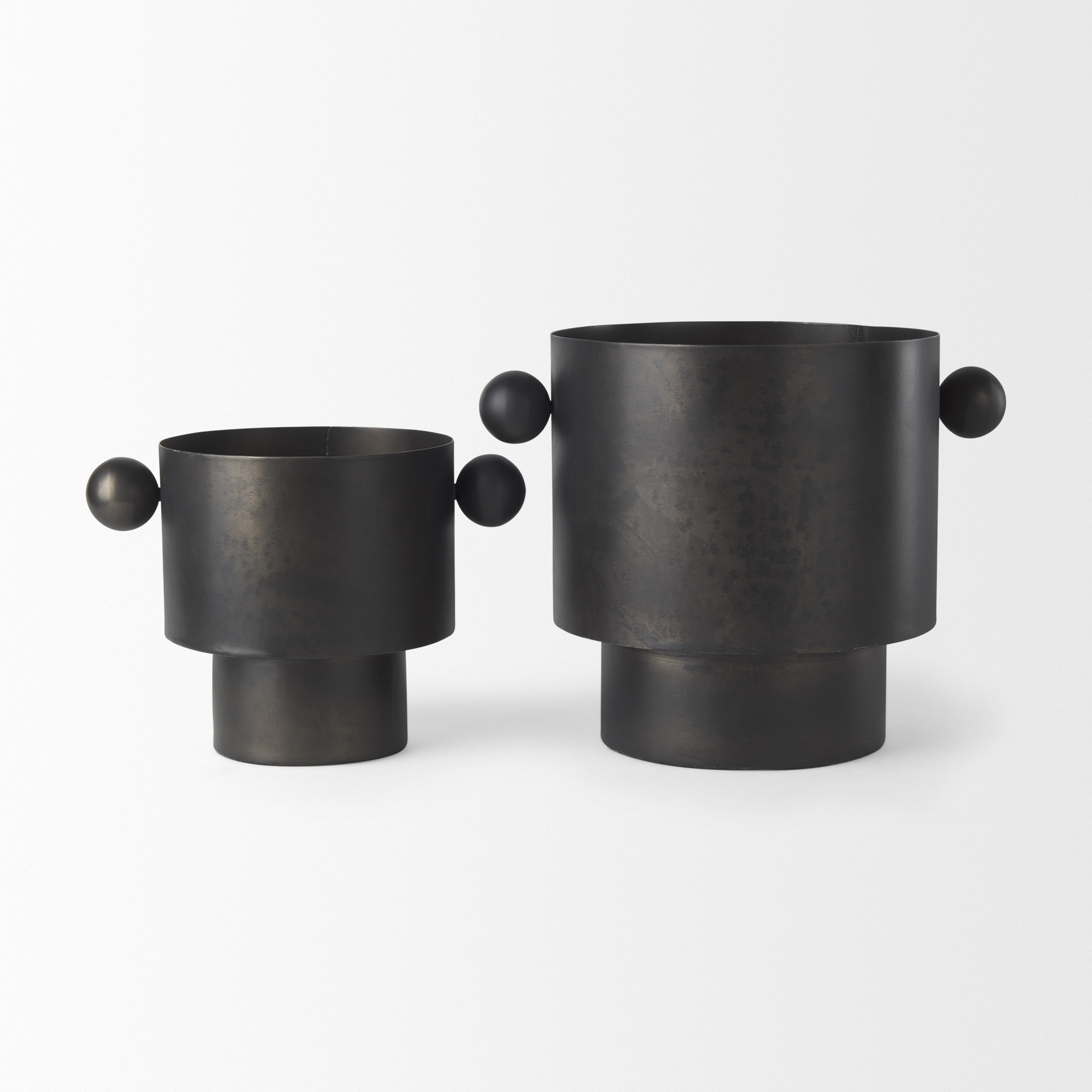 Juno 8.5H Large Black Iron Vase 11 Juno 8.5H Large Black Iron Vase - Image 11