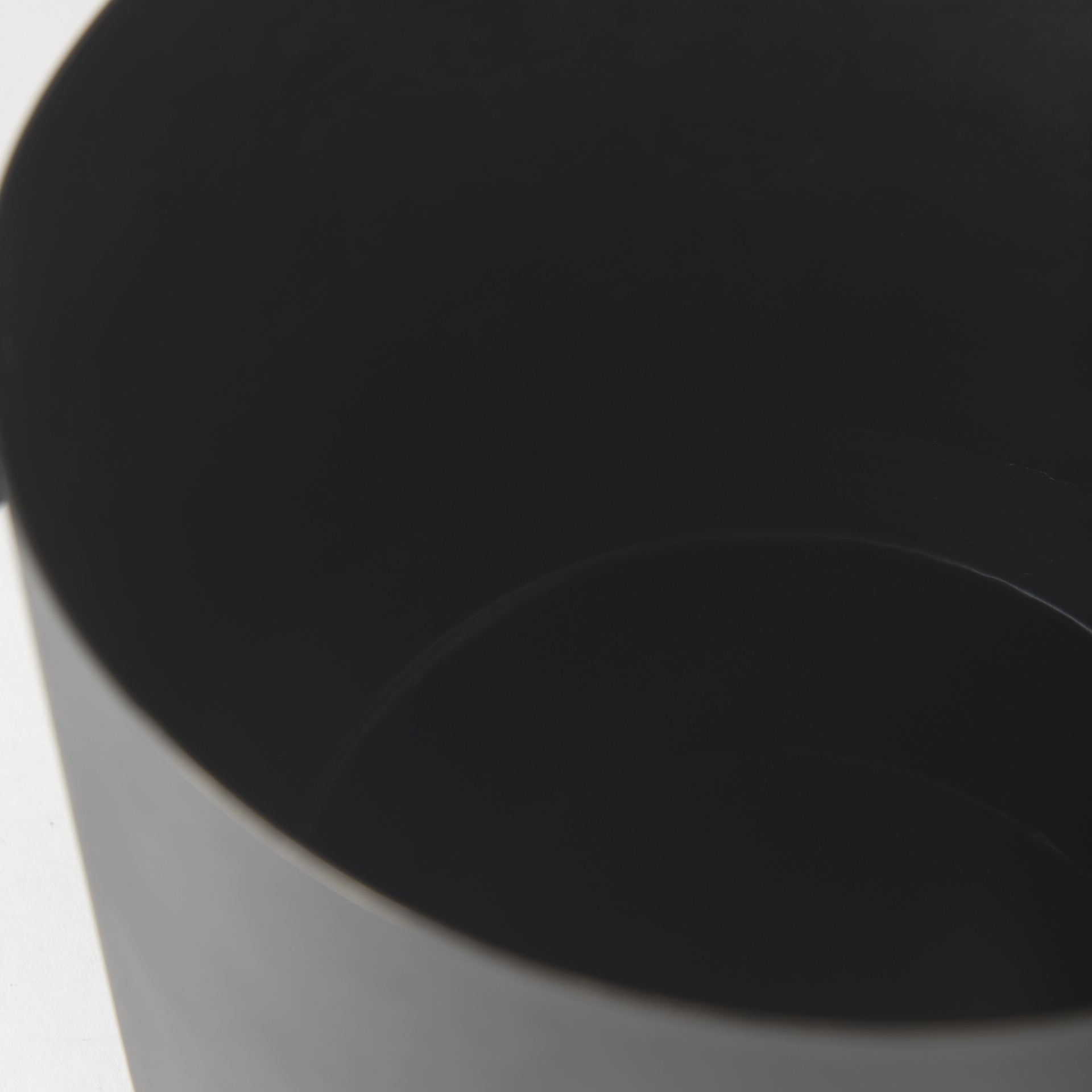 Juno 8.5H Large Black Iron Vase 7 Juno 8.5H Large Black Iron Vase - Image 7