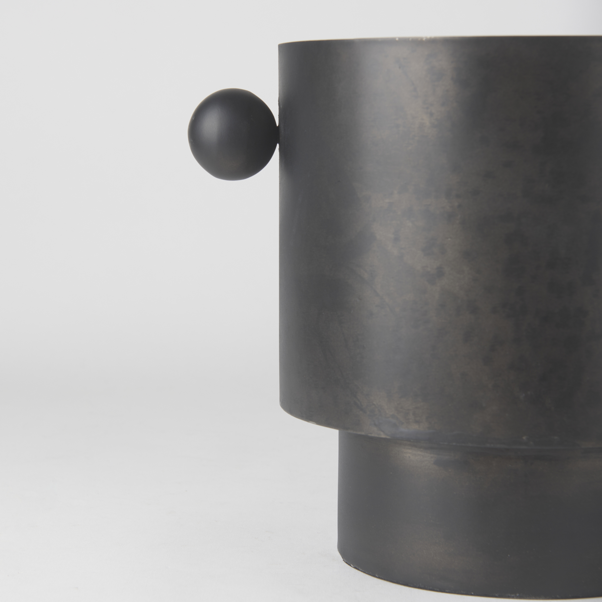 Juno 8.5H Large Black Iron Vase 9 Juno 8.5H Large Black Iron Vase - Image 9