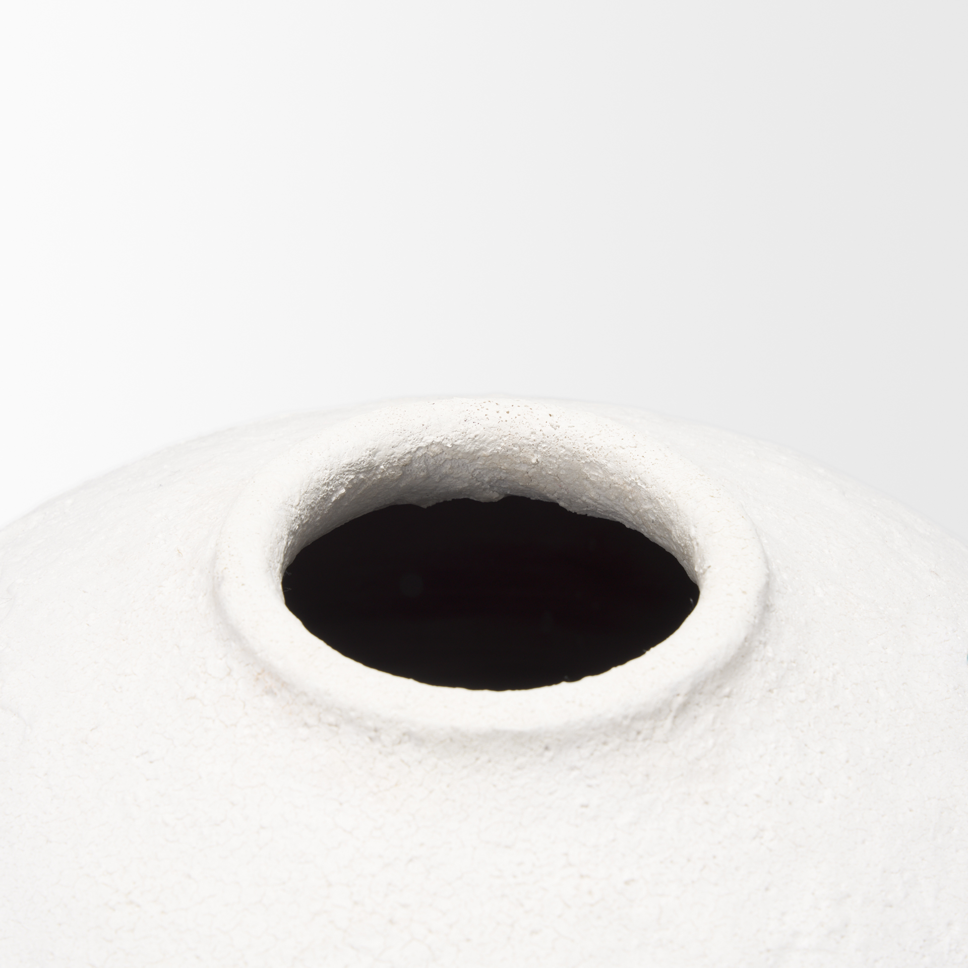 Karakum II Large White Textured Ceramic Vase 5 Karakum II Large White Textured Ceramic Vase - Image 5