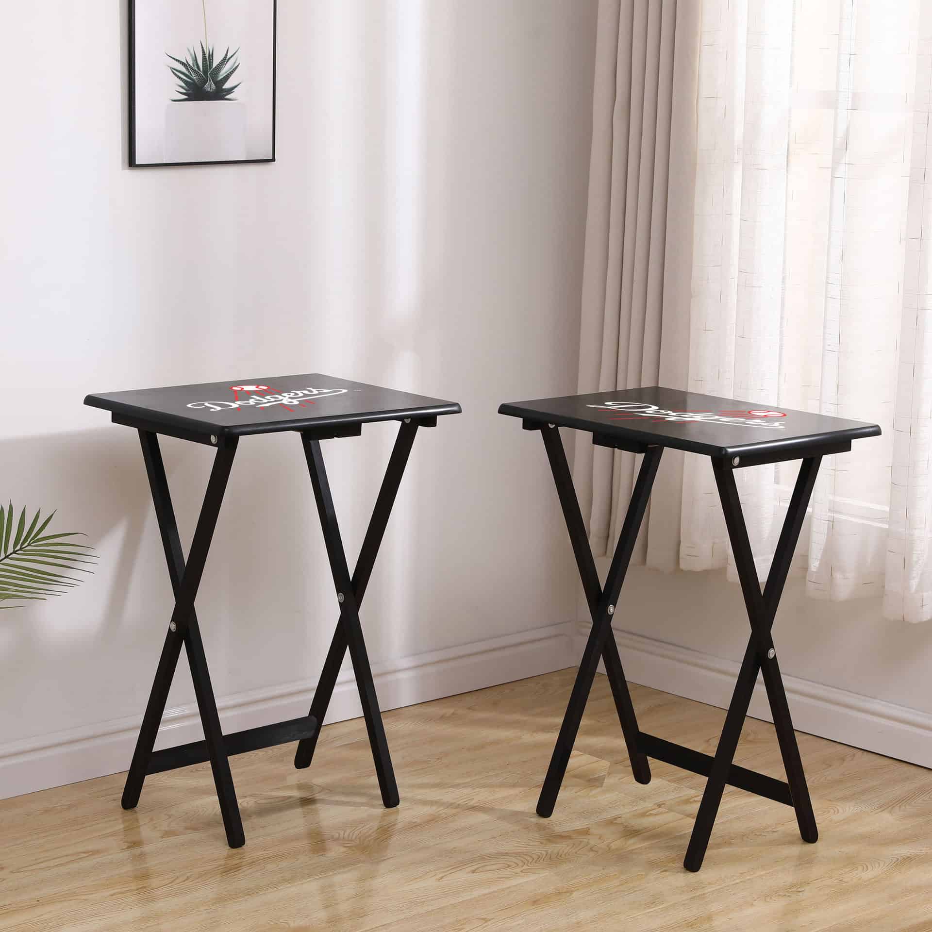 LA Dodgers TV Tray Set with Stand 3 LA Dodgers TV Tray Set with Stand - Image 3